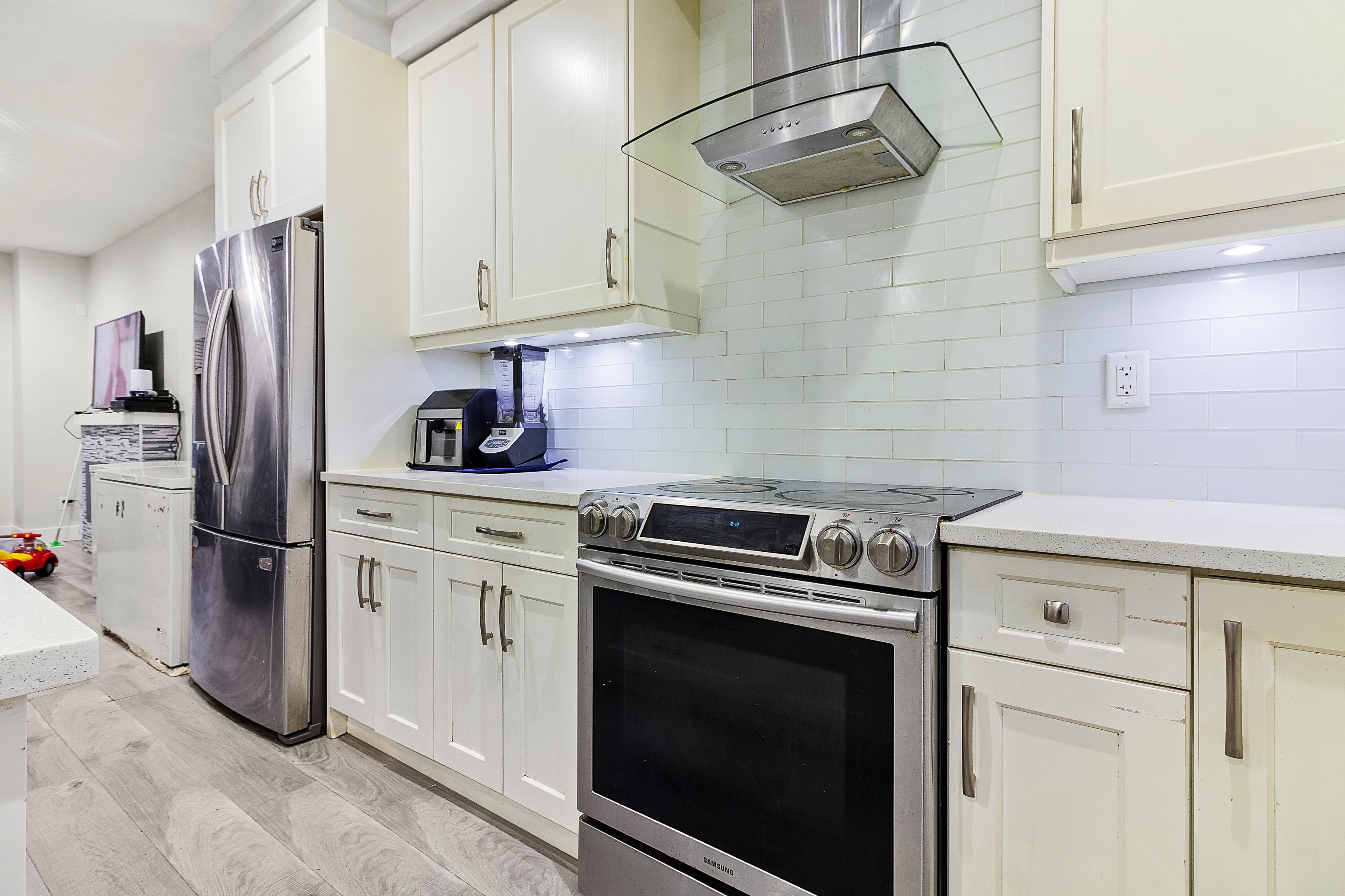 102 15170 60 AVENUE Unit: 102