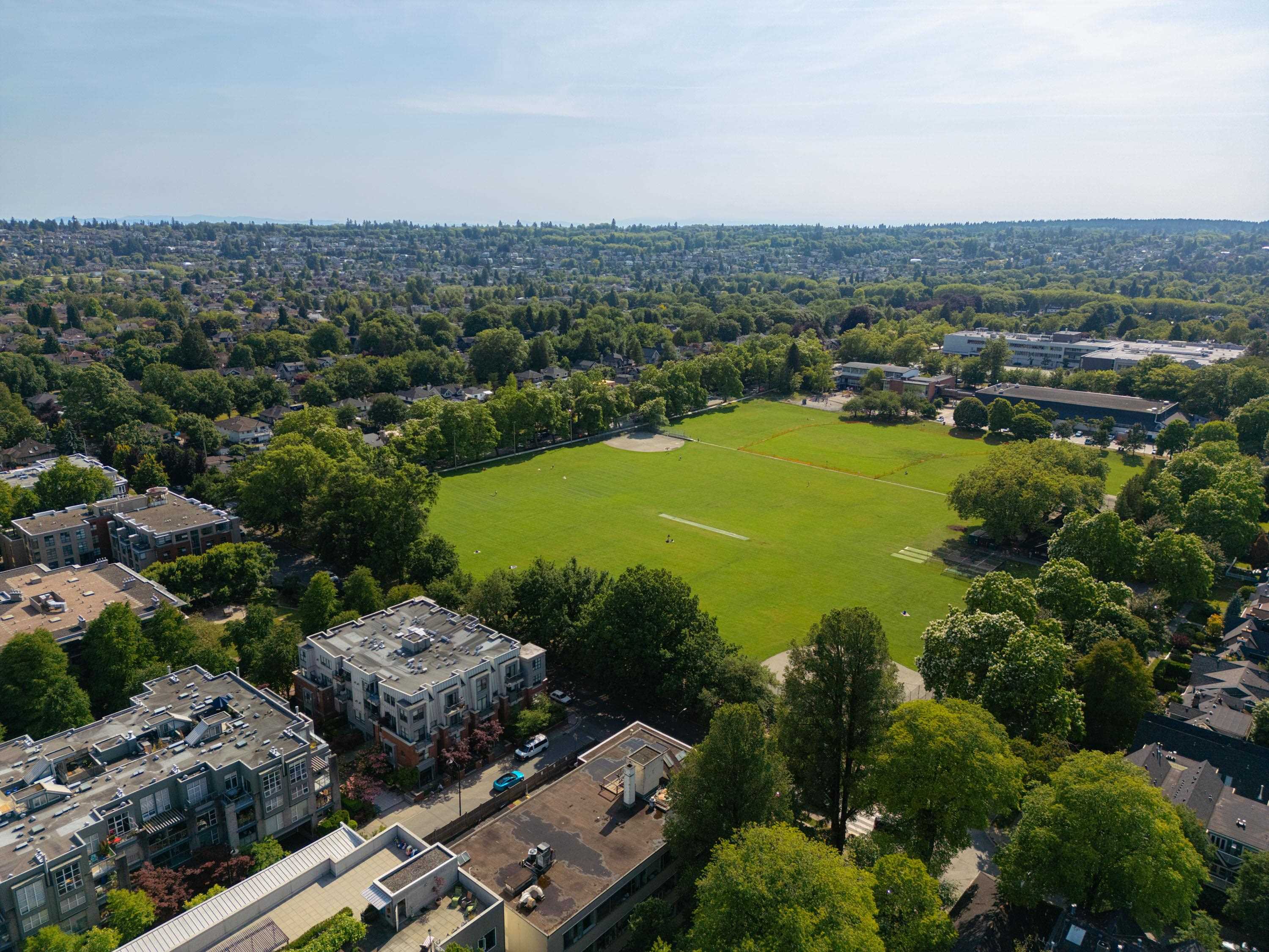 404 2688 VINE STREET Unit: 404