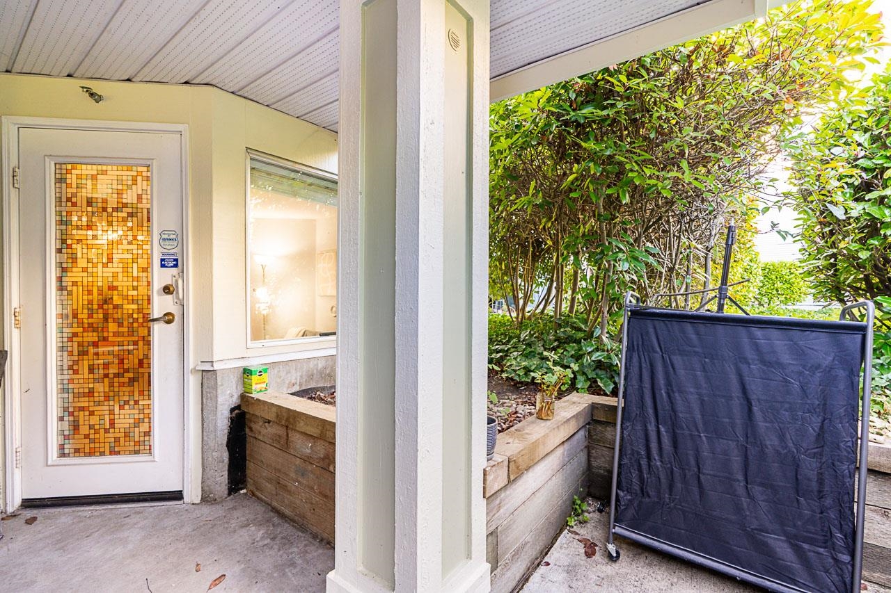 106 3628 RAE AVENUE Unit: 106