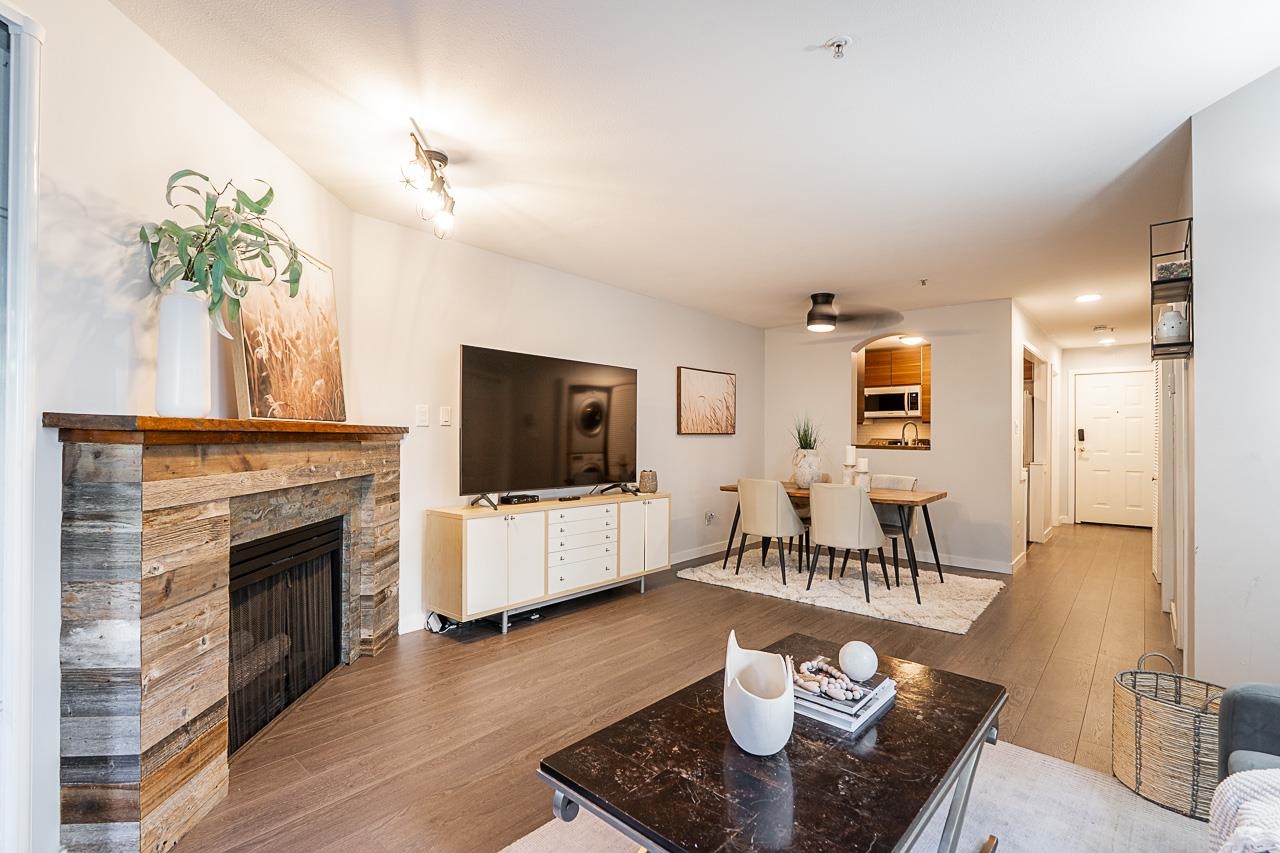 106 3628 RAE AVENUE Unit: 106