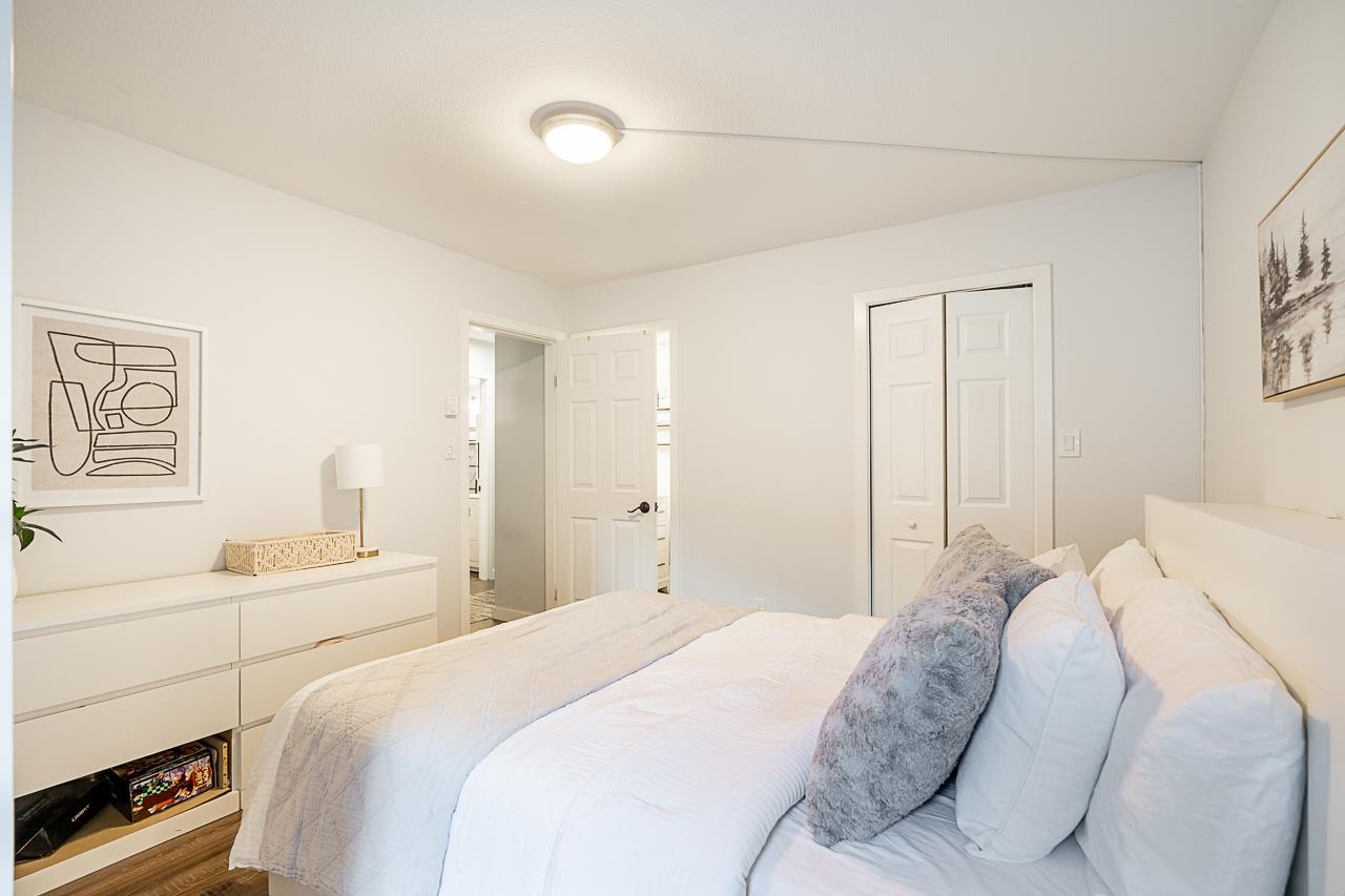 106 3628 RAE AVENUE Unit: 106