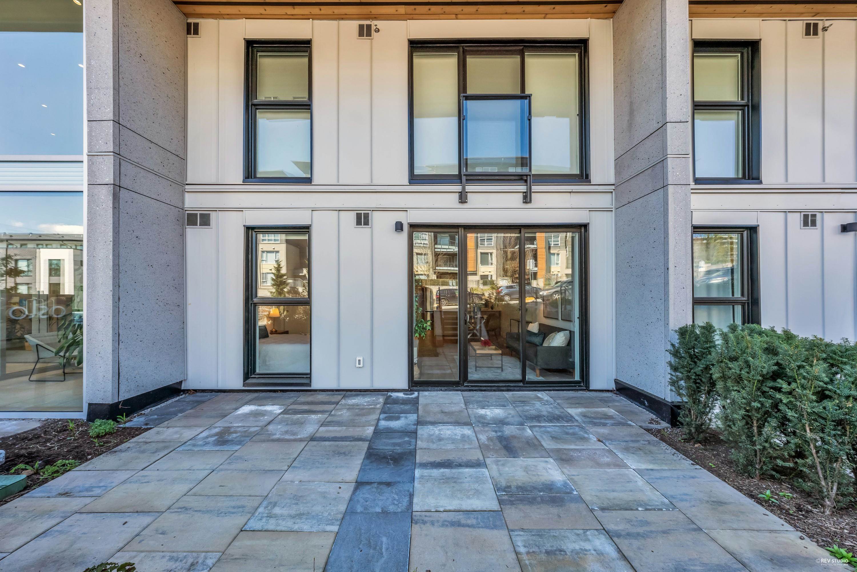 403 9888 UNIVERSITY CRESCENT Unit: 403