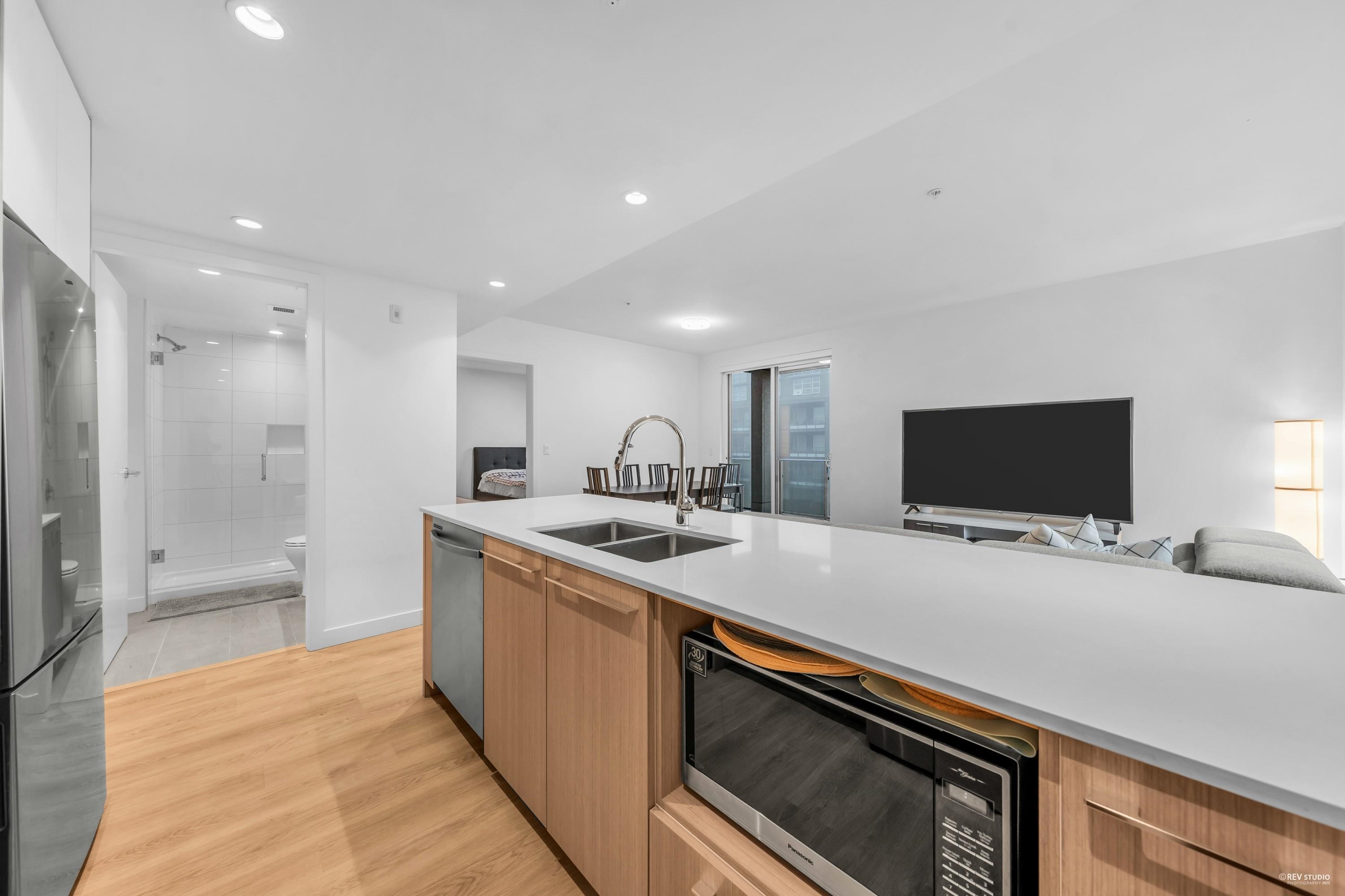 403 9888 UNIVERSITY CRESCENT Unit: 403