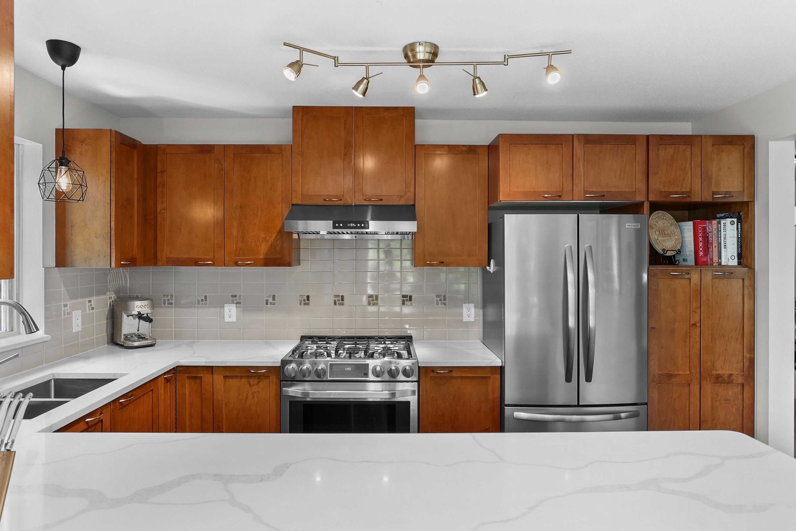 205 2958 WHISPER WAY Unit: 205