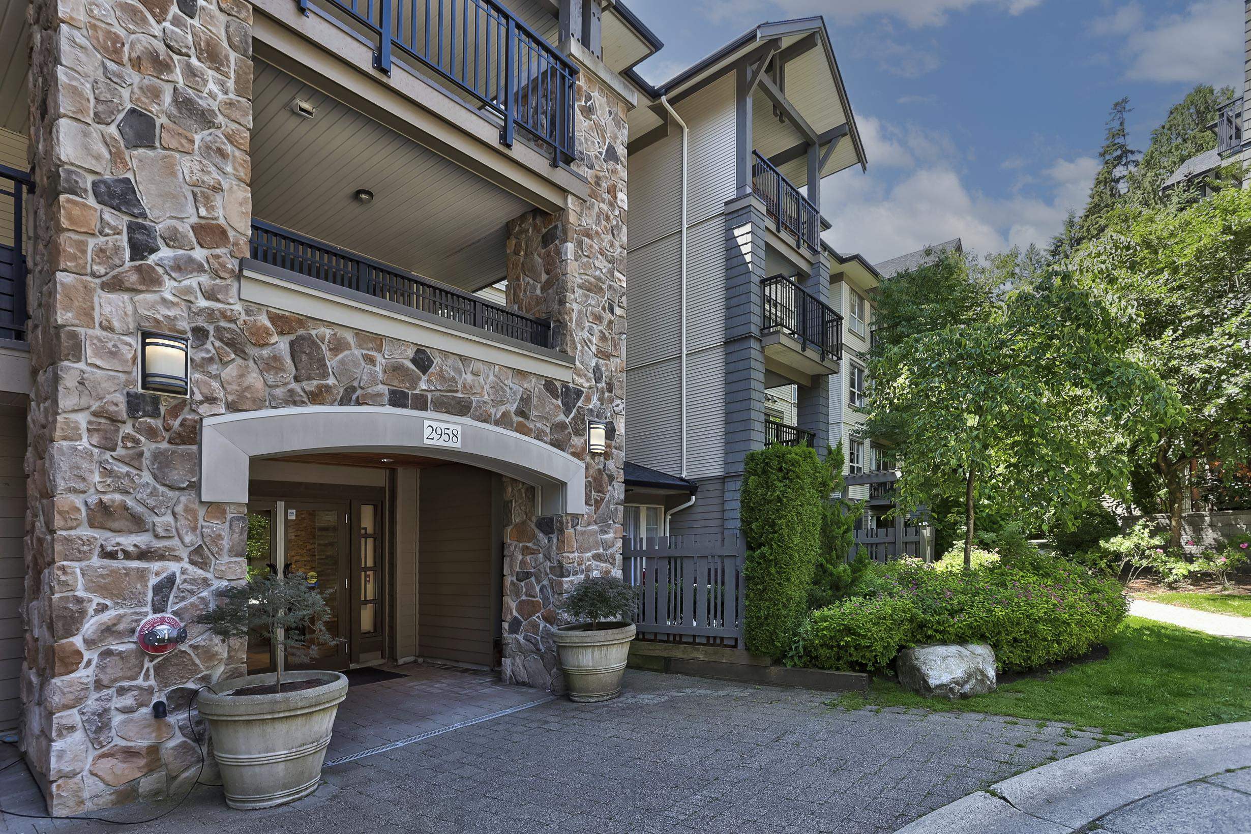 205 2958 WHISPER WAY Unit: 205