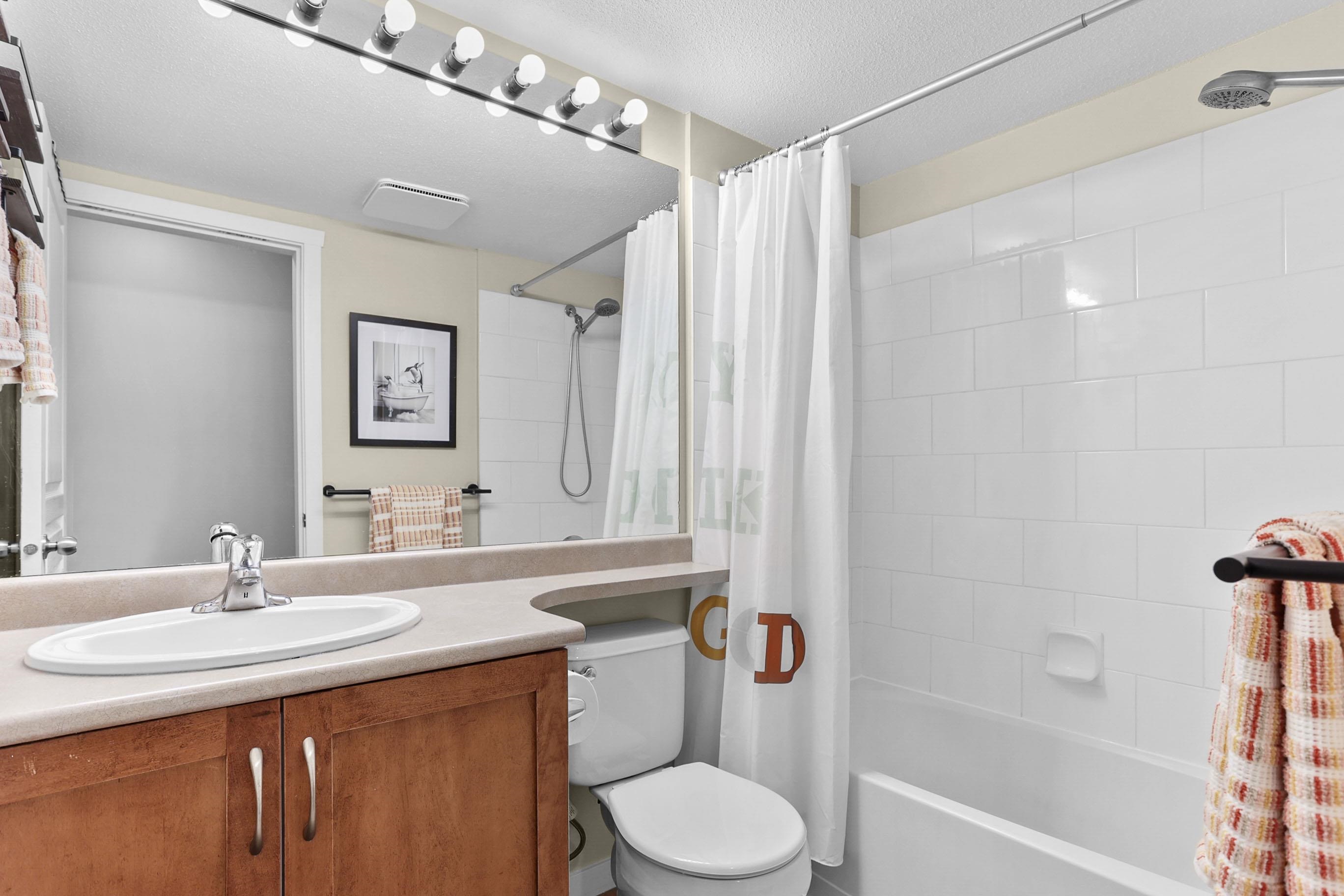 205 2958 WHISPER WAY Unit: 205