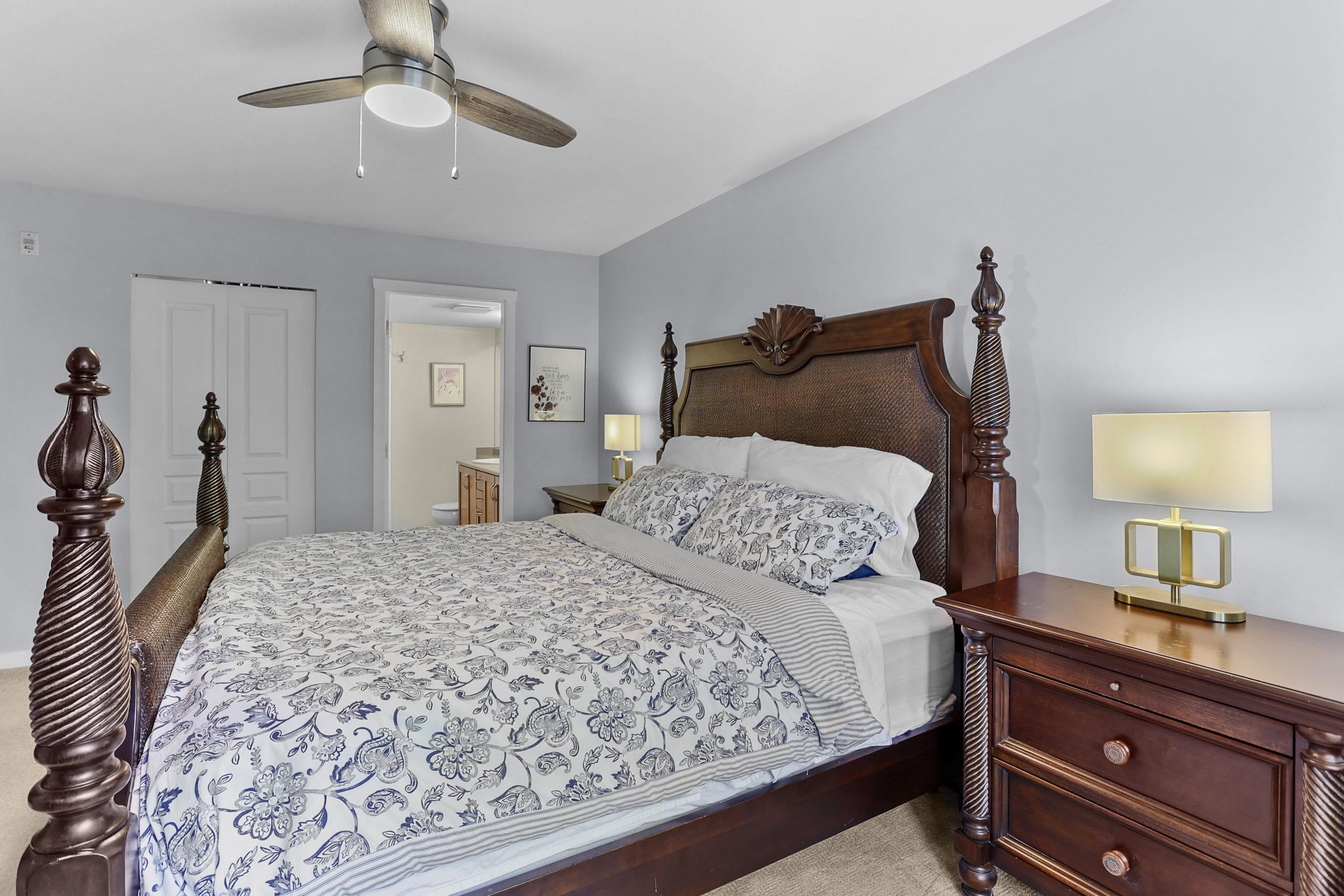 205 2958 WHISPER WAY Unit: 205