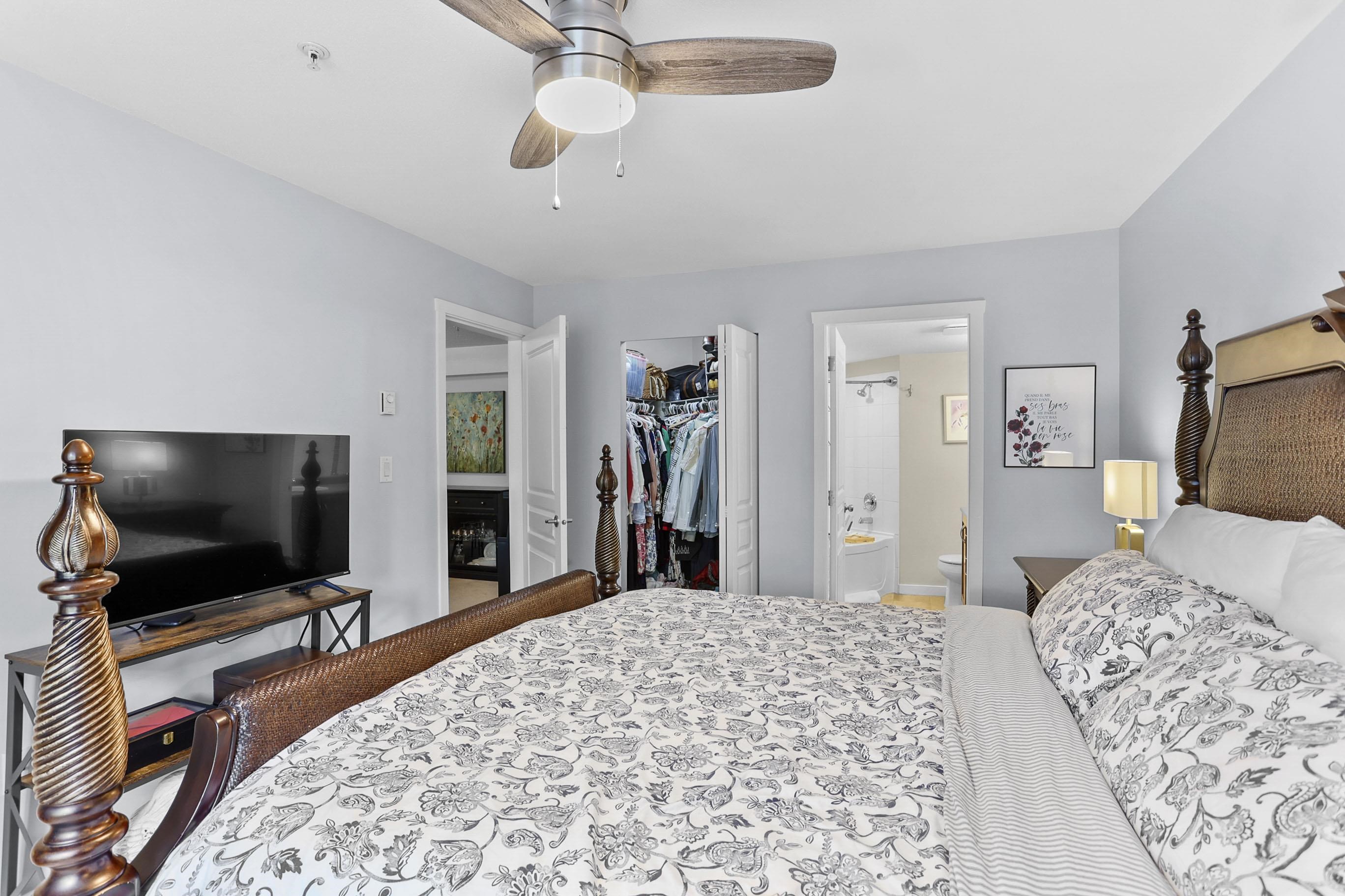 205 2958 WHISPER WAY Unit: 205