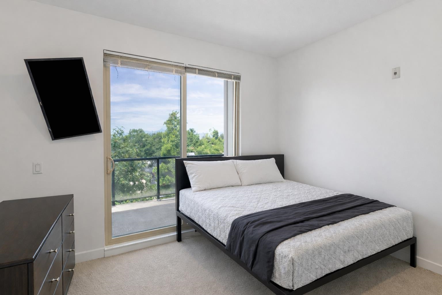 415 10180 153 STREET Unit: 415