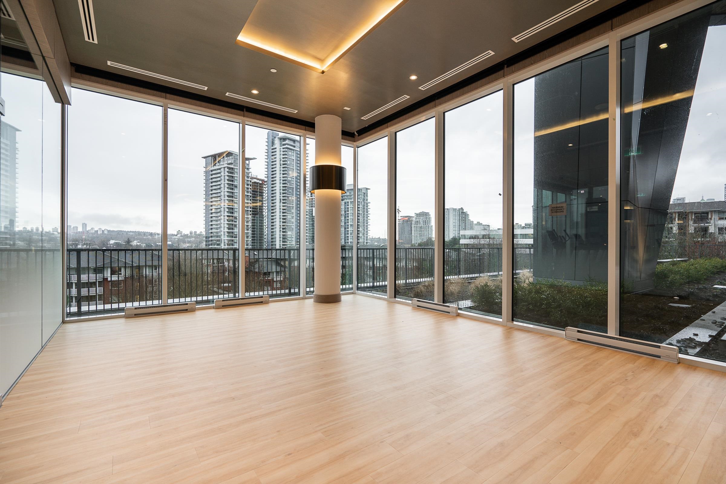 306 4730 LOUGHEED HIGHWAY Unit: 306