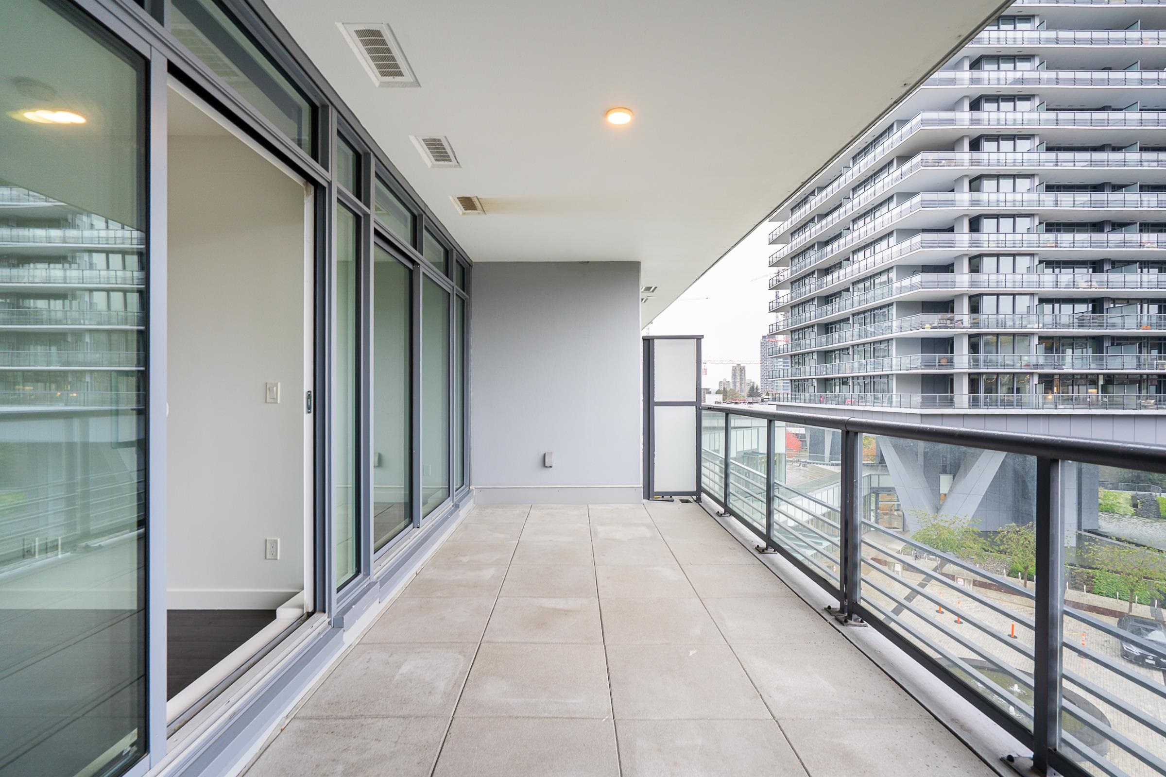 306 4730 LOUGHEED HIGHWAY Unit: 306