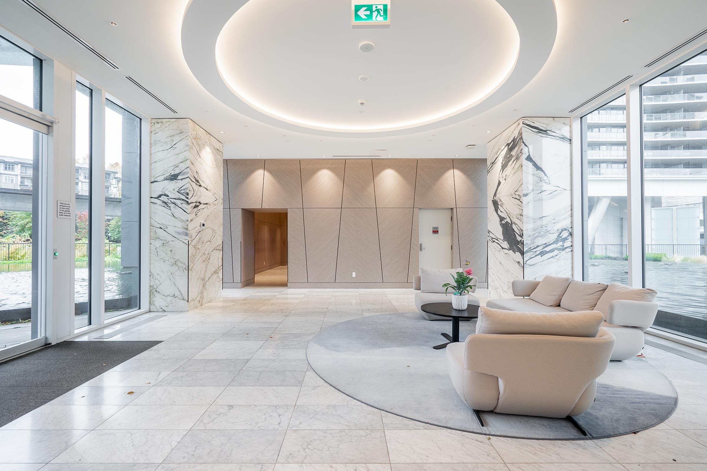 306 4730 LOUGHEED HIGHWAY Unit: 306