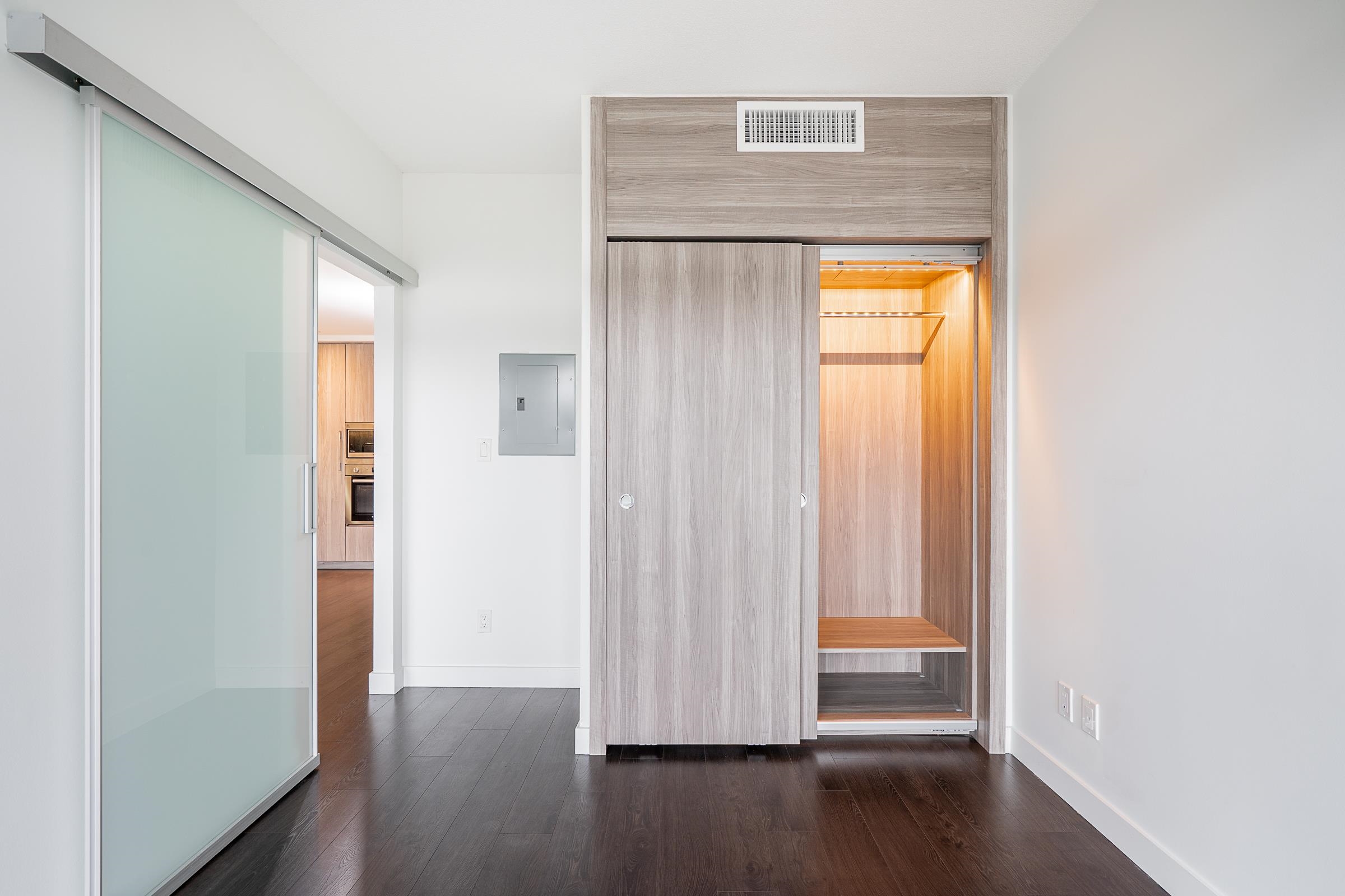 306 4730 LOUGHEED HIGHWAY Unit: 306