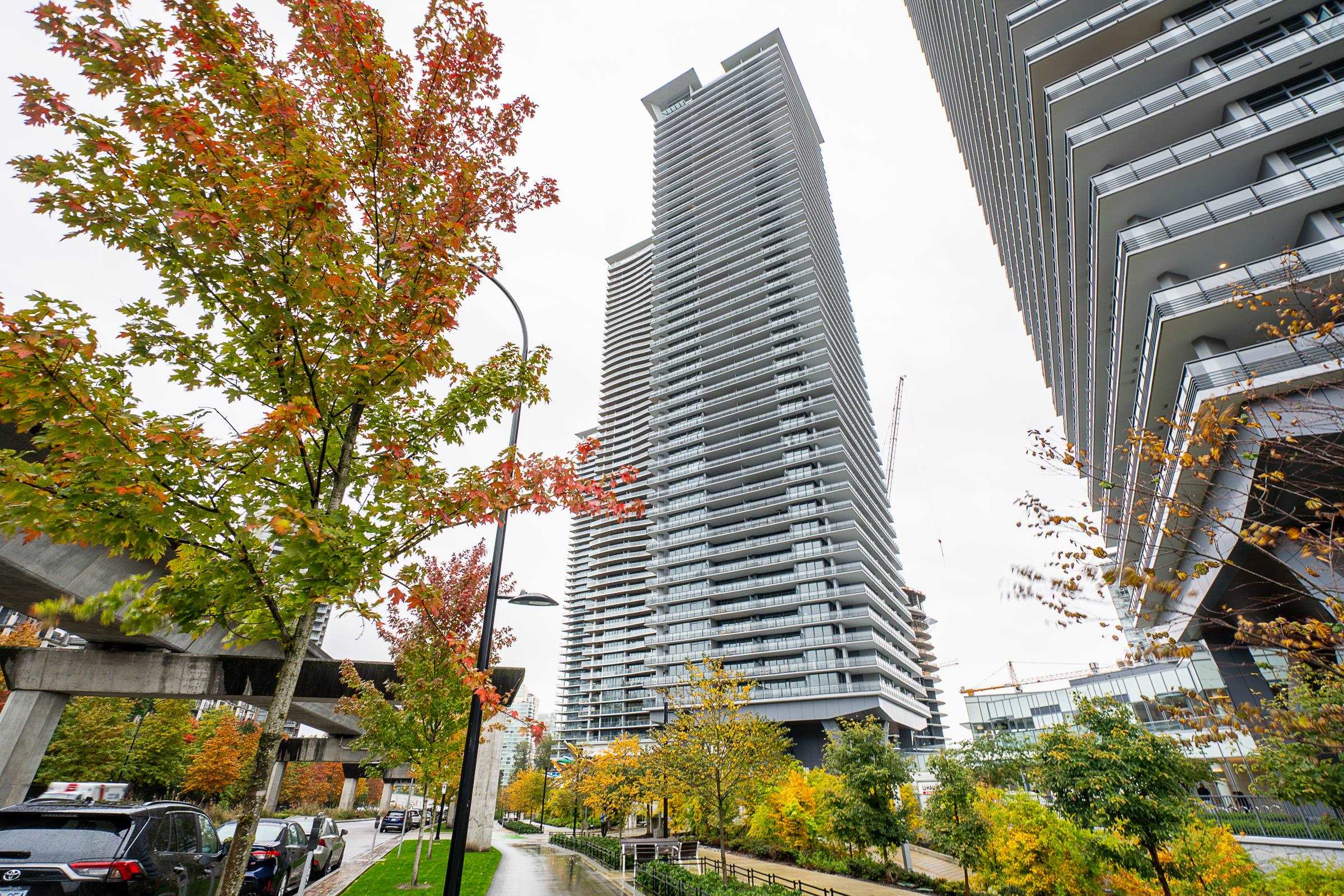 306 4730 LOUGHEED HIGHWAY Unit: 306