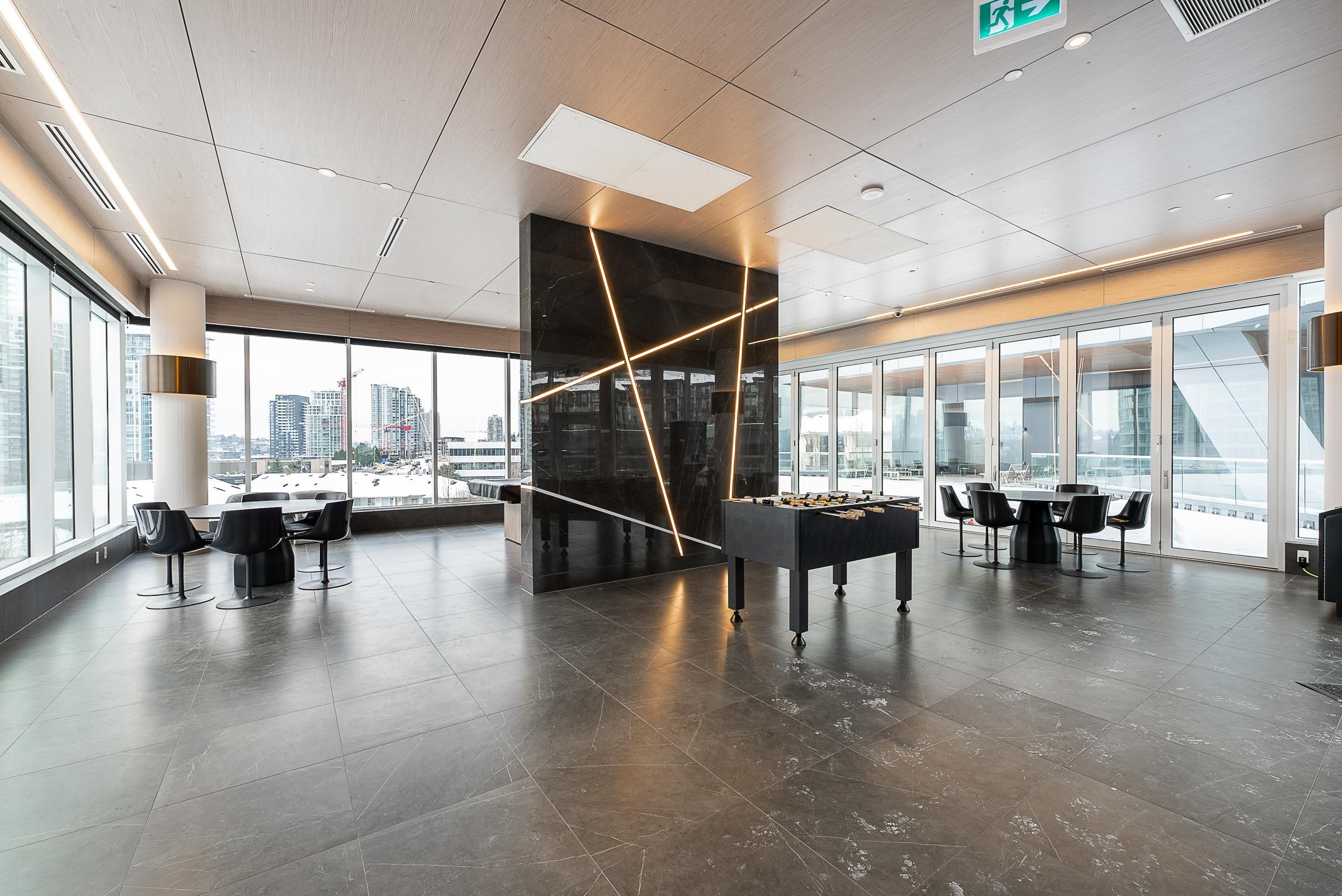 306 4730 LOUGHEED HIGHWAY Unit: 306