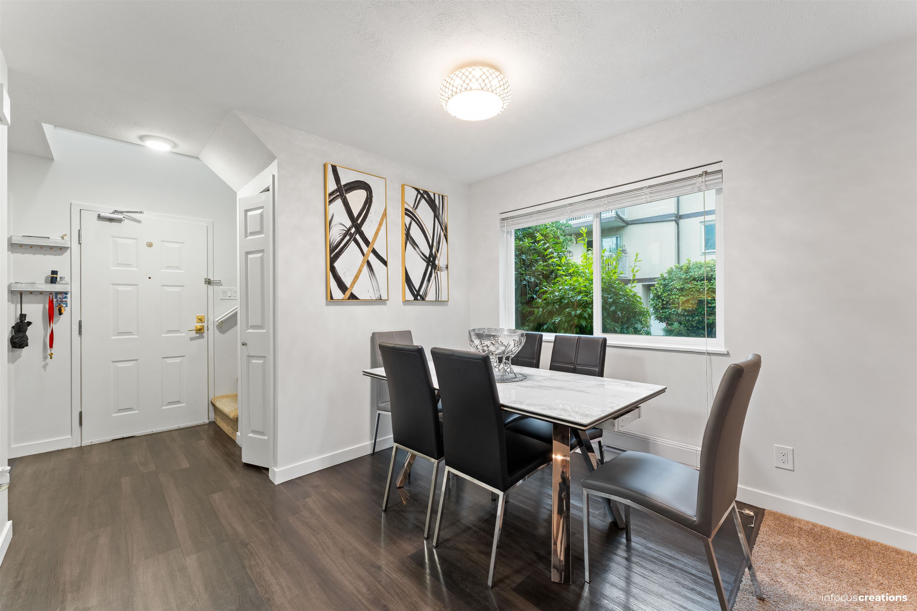 22 8975 MARY STREET Unit: 22