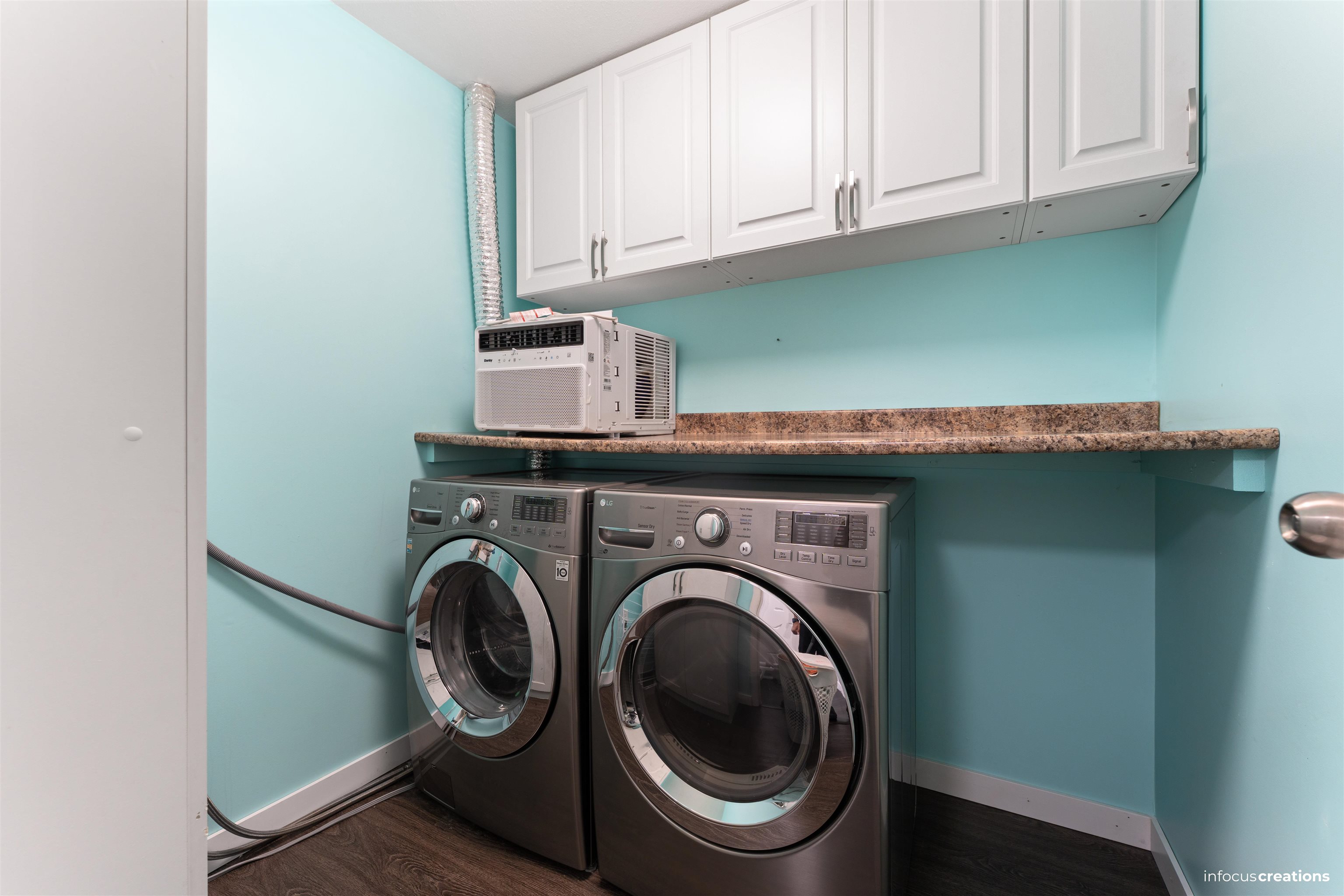 22 8975 MARY STREET Unit: 22