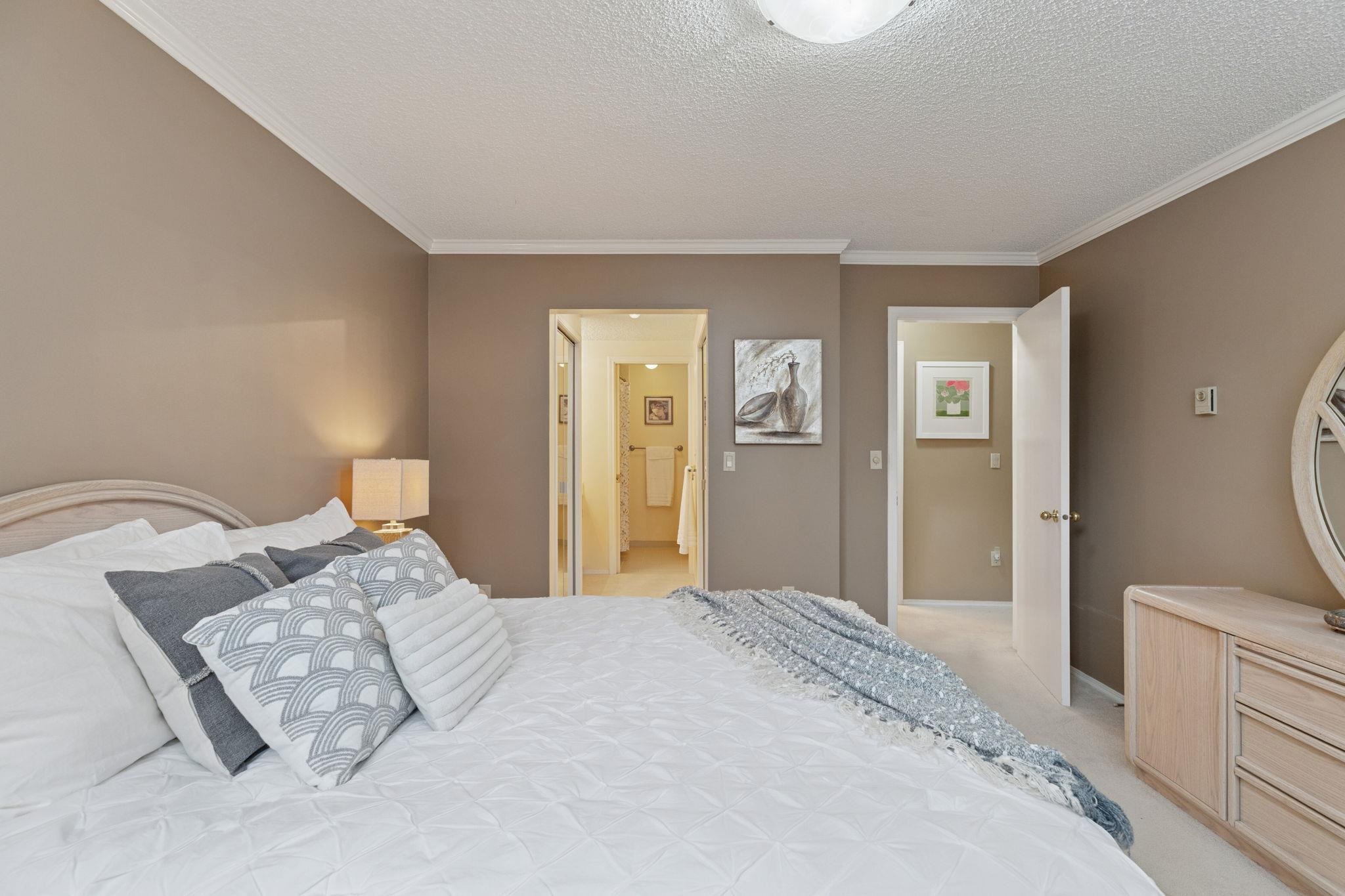 114 2959 GLEN DRIVE Unit: 114