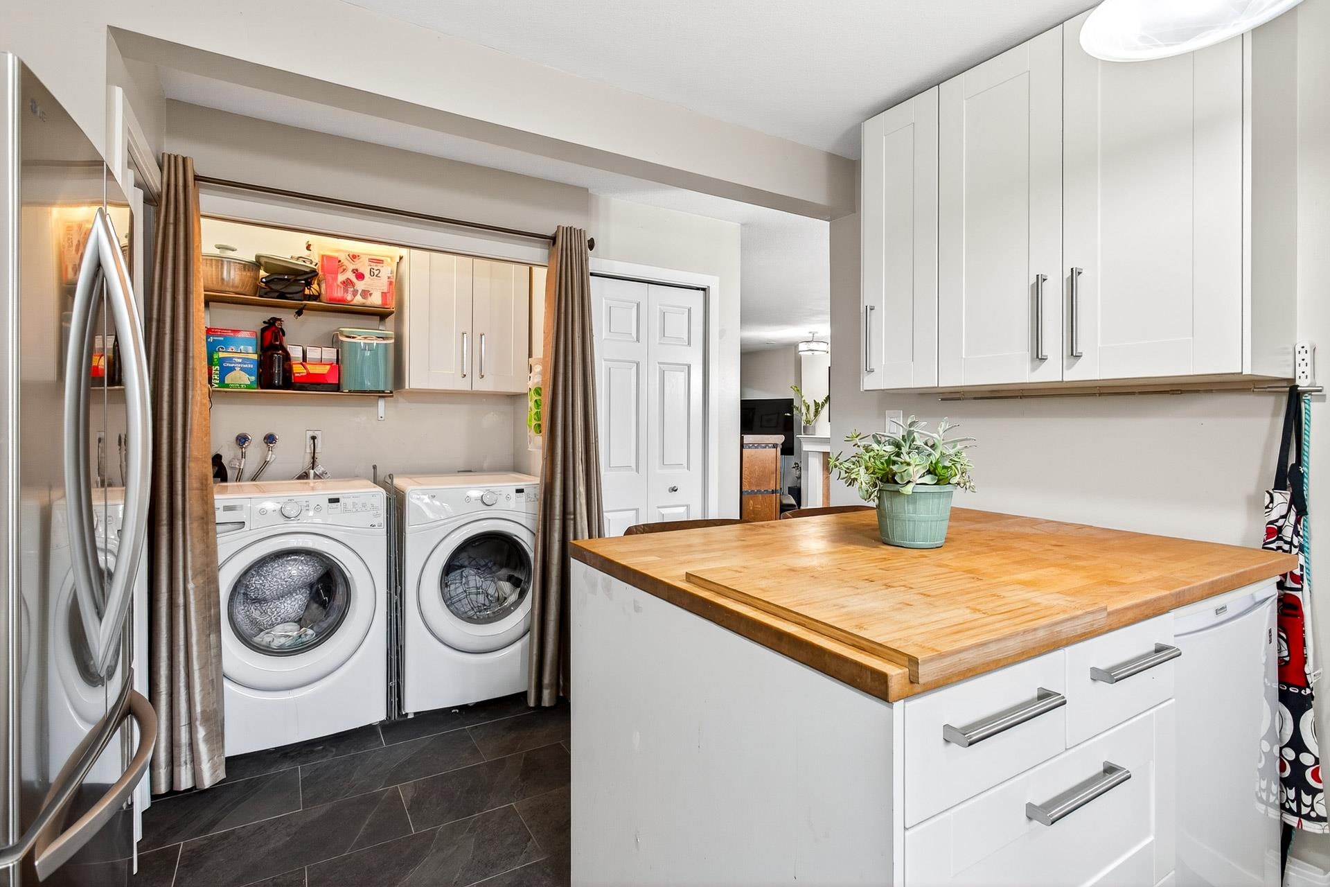 305 2733 ATLIN PLACE Unit: 305