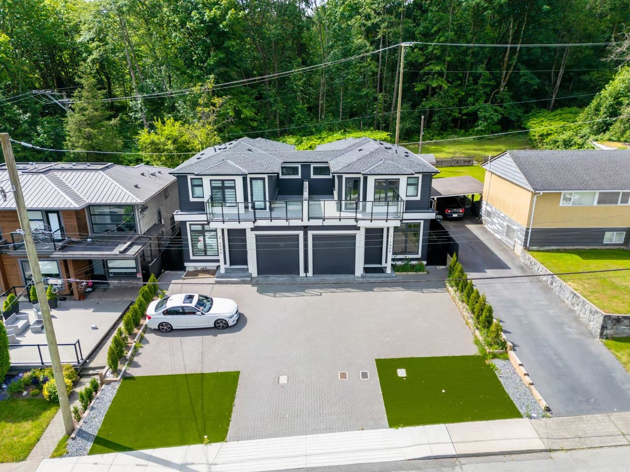 1 4096 NITHSDALE STREET Unit: 1