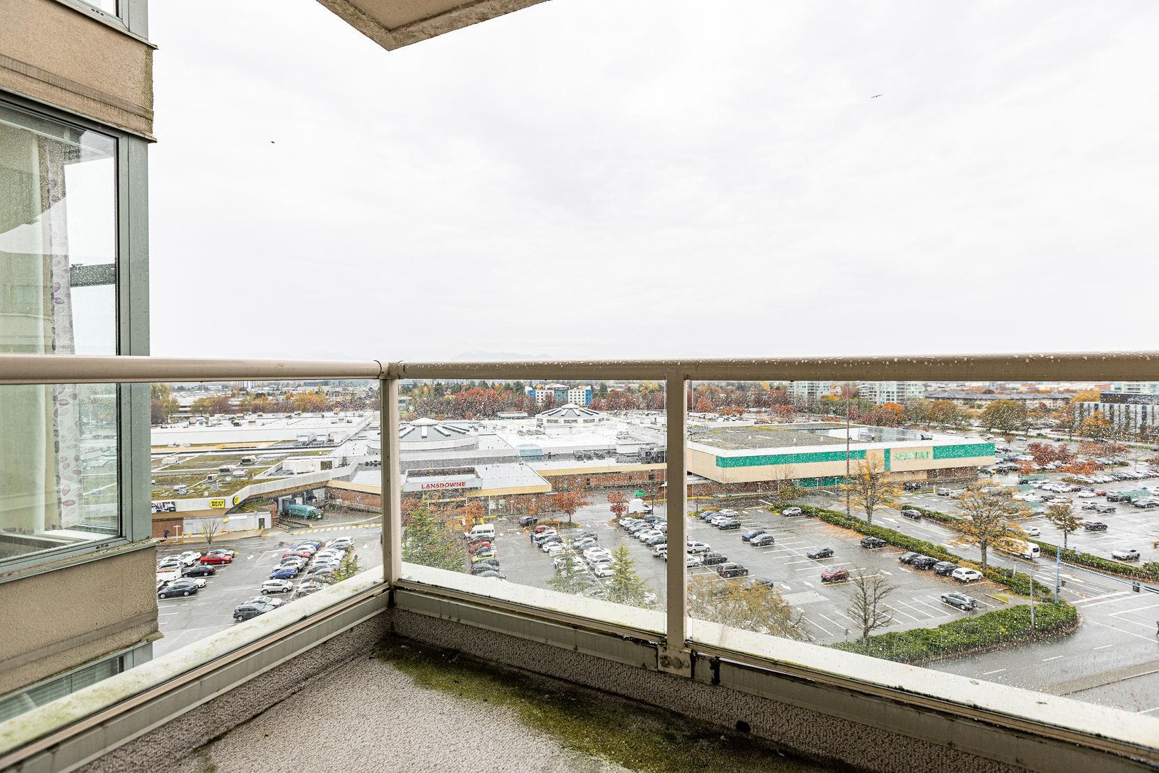 1206 8246 LANSDOWNE ROAD Unit: 1206