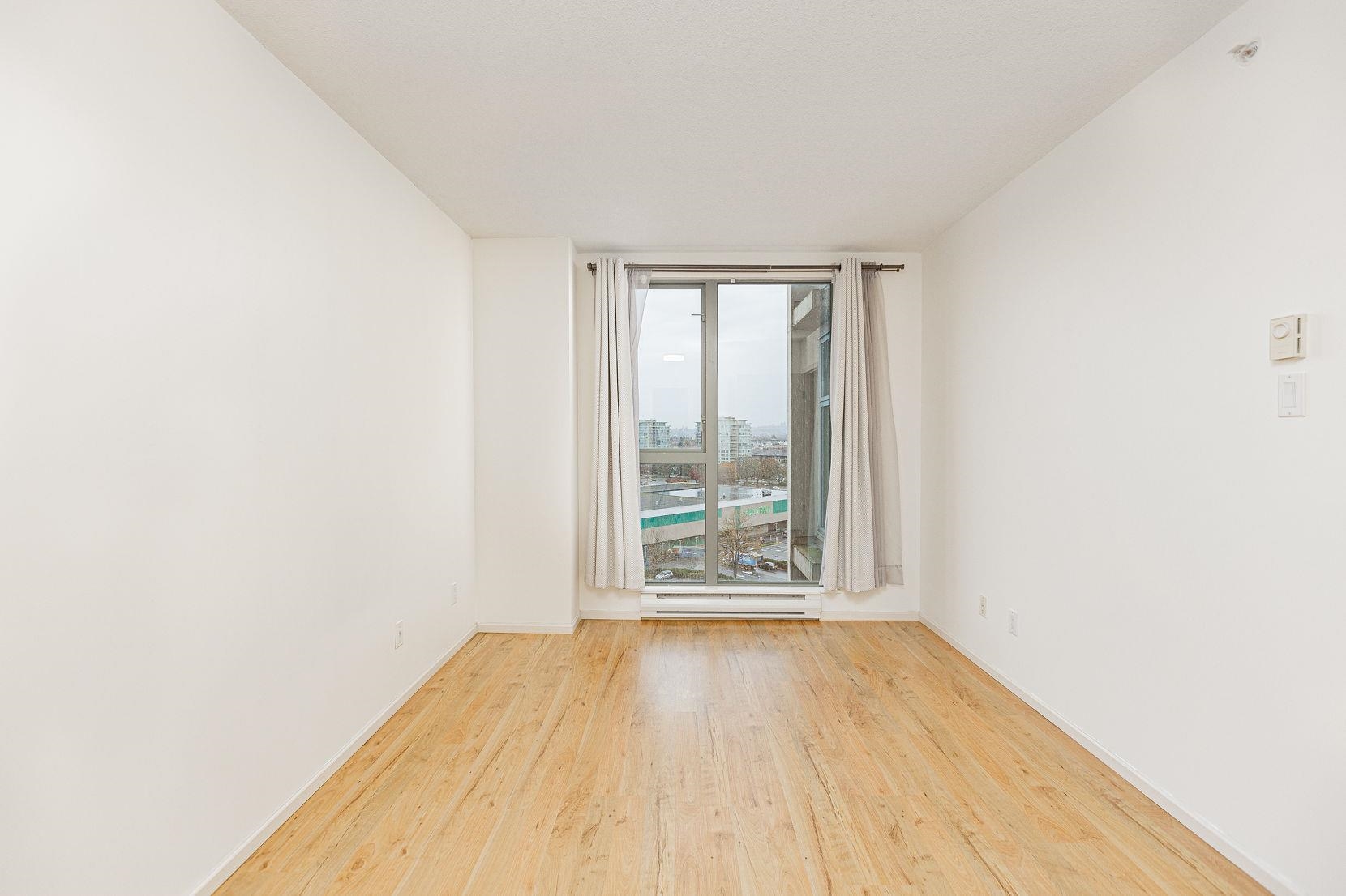 1206 8246 LANSDOWNE ROAD Unit: 1206