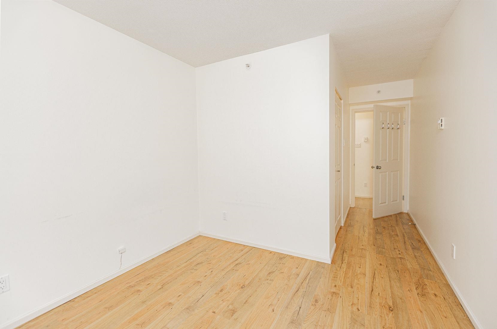 1206 8246 LANSDOWNE ROAD Unit: 1206