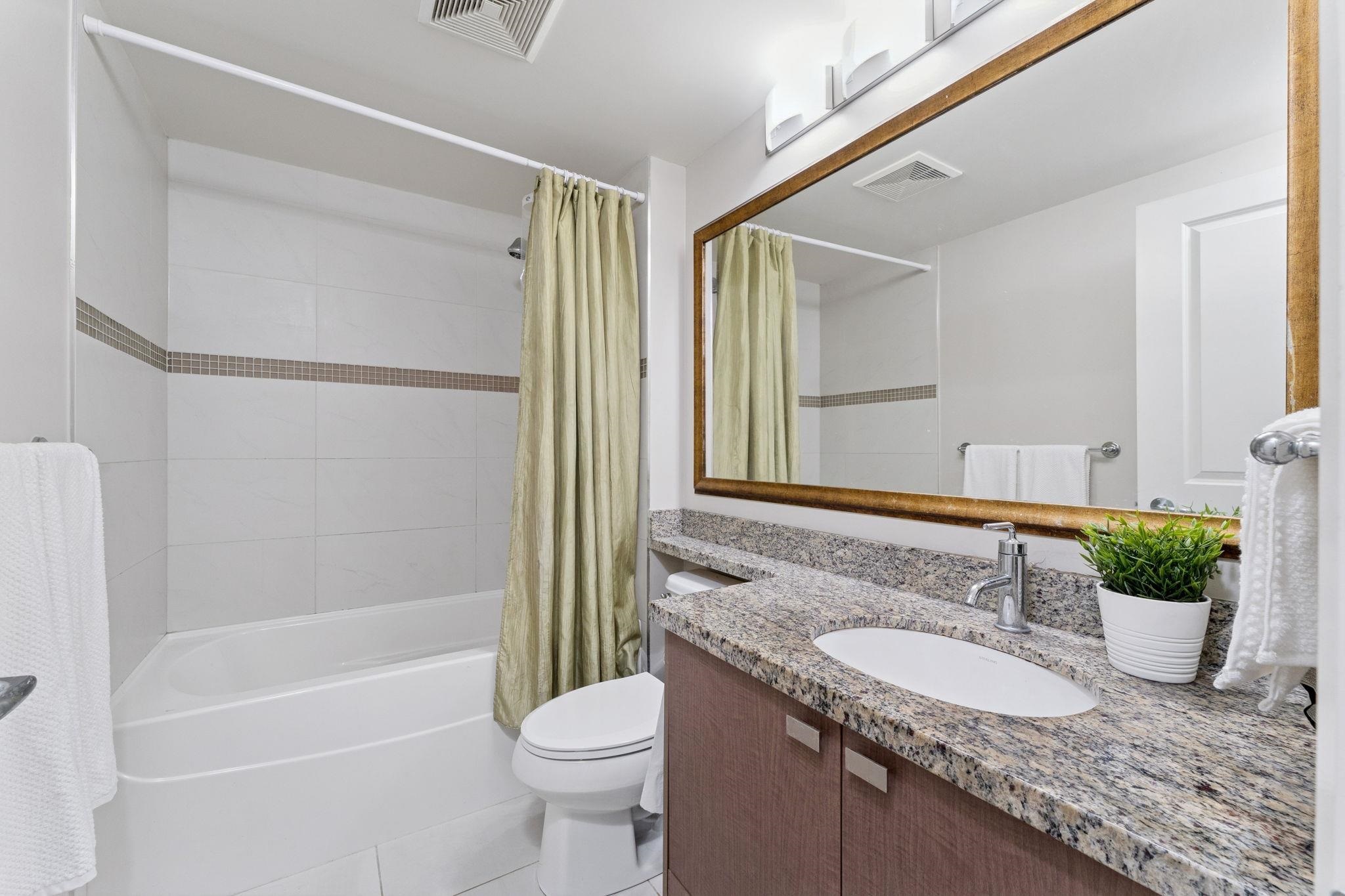 1710 888 CARNARVON STREET Unit: 1710