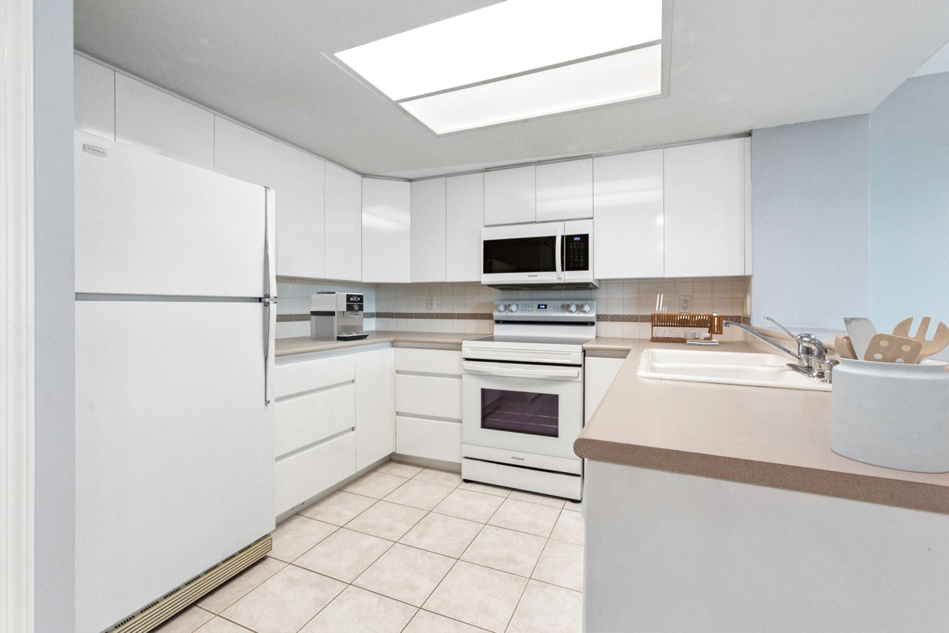 508 1088 QUEBEC STREET Unit: 508