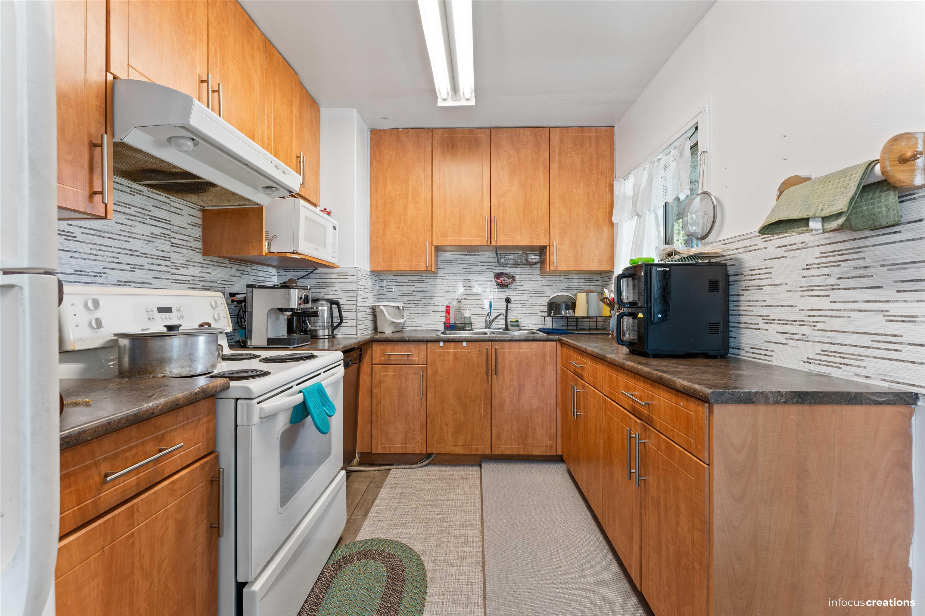 23311 WESTMINSTER HIGHWAY