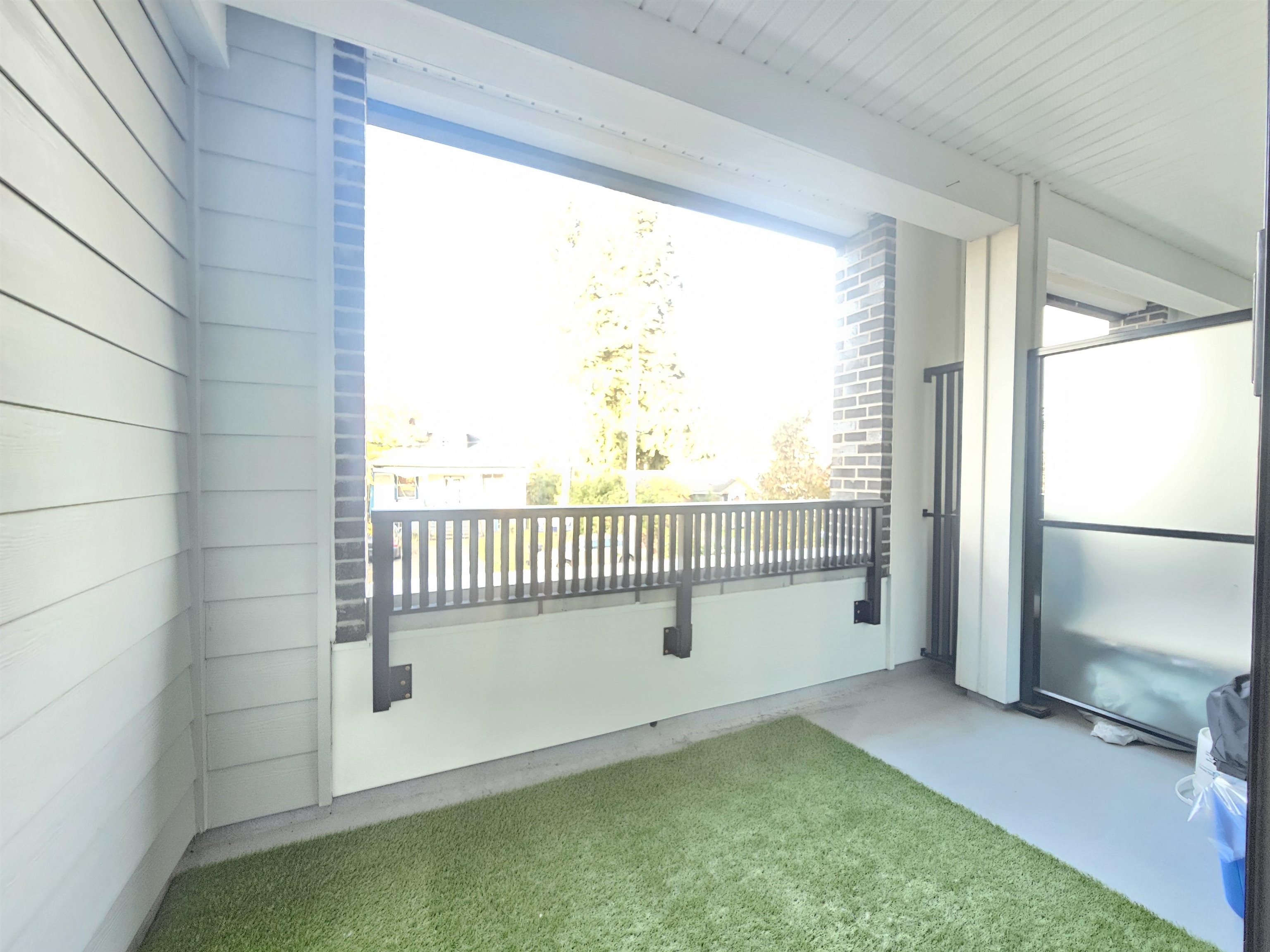 207 2160 GRANT AVENUE Unit: 207