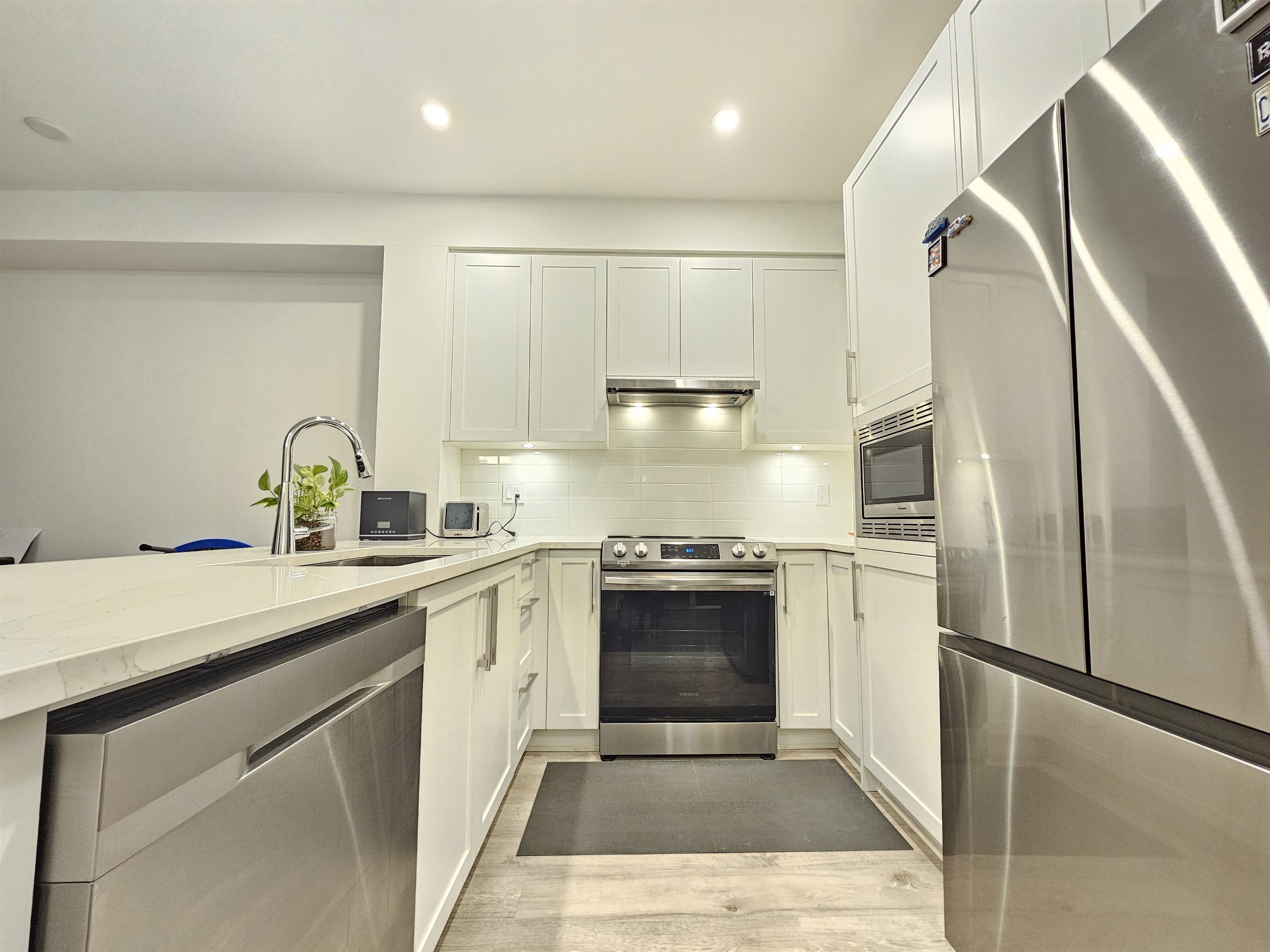 207 2160 GRANT AVENUE Unit: 207