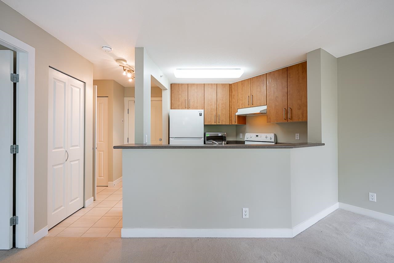 309 5380 OBEN STREET Unit: 309