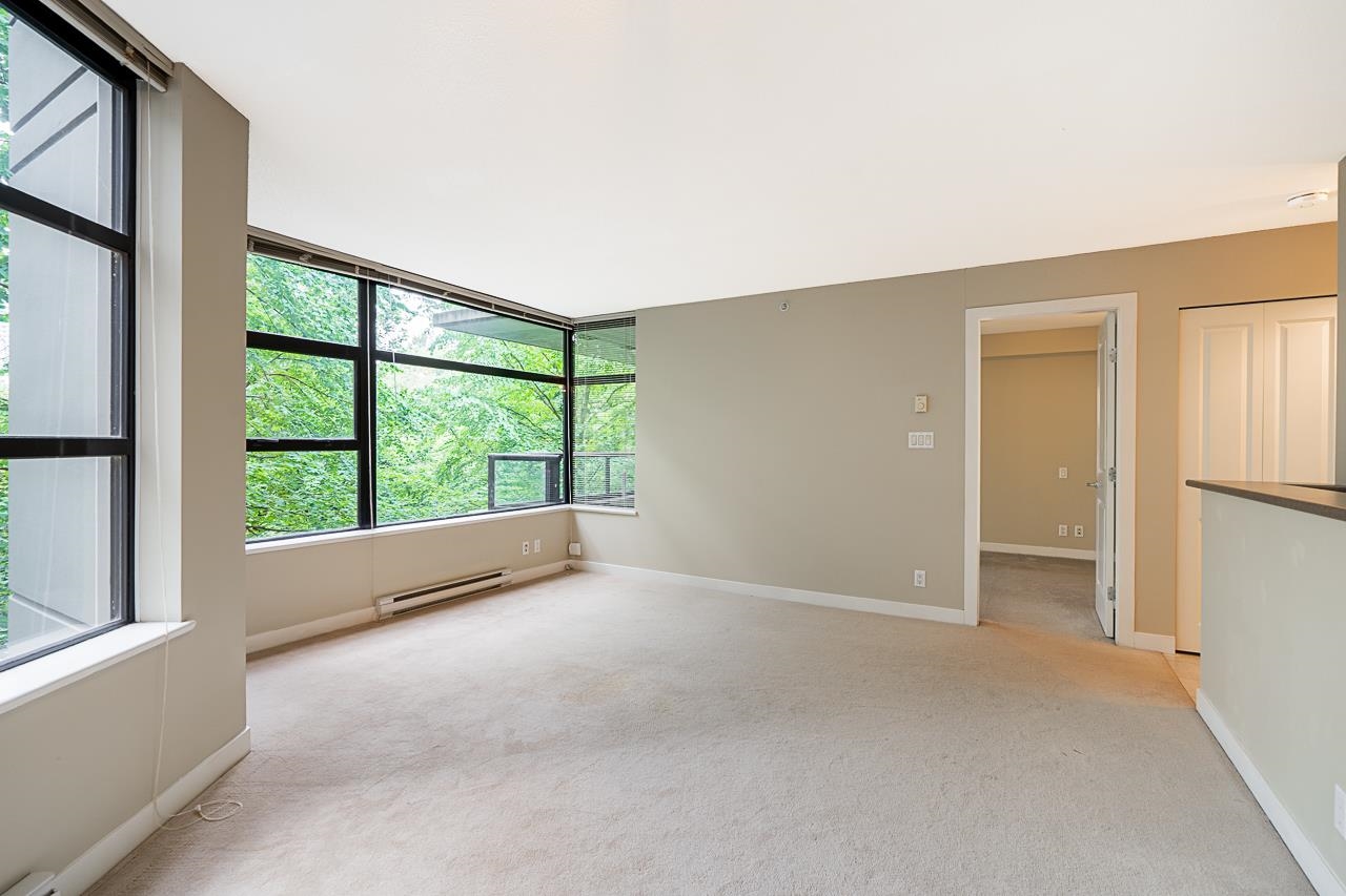 309 5380 OBEN STREET Unit: 309