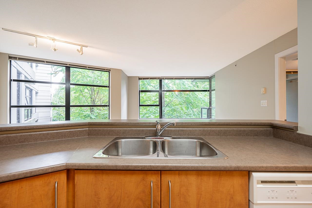 309 5380 OBEN STREET Unit: 309