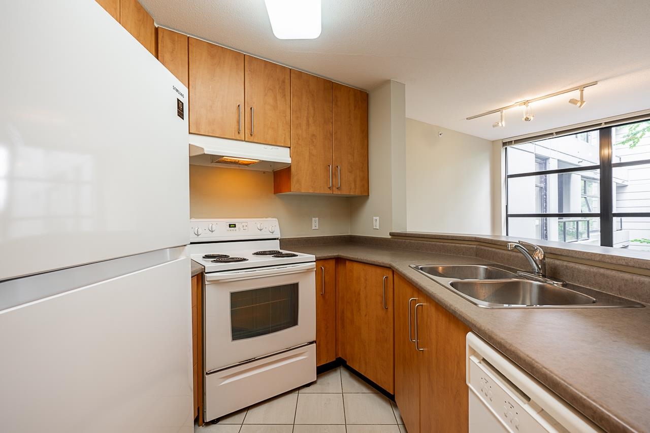 309 5380 OBEN STREET Unit: 309