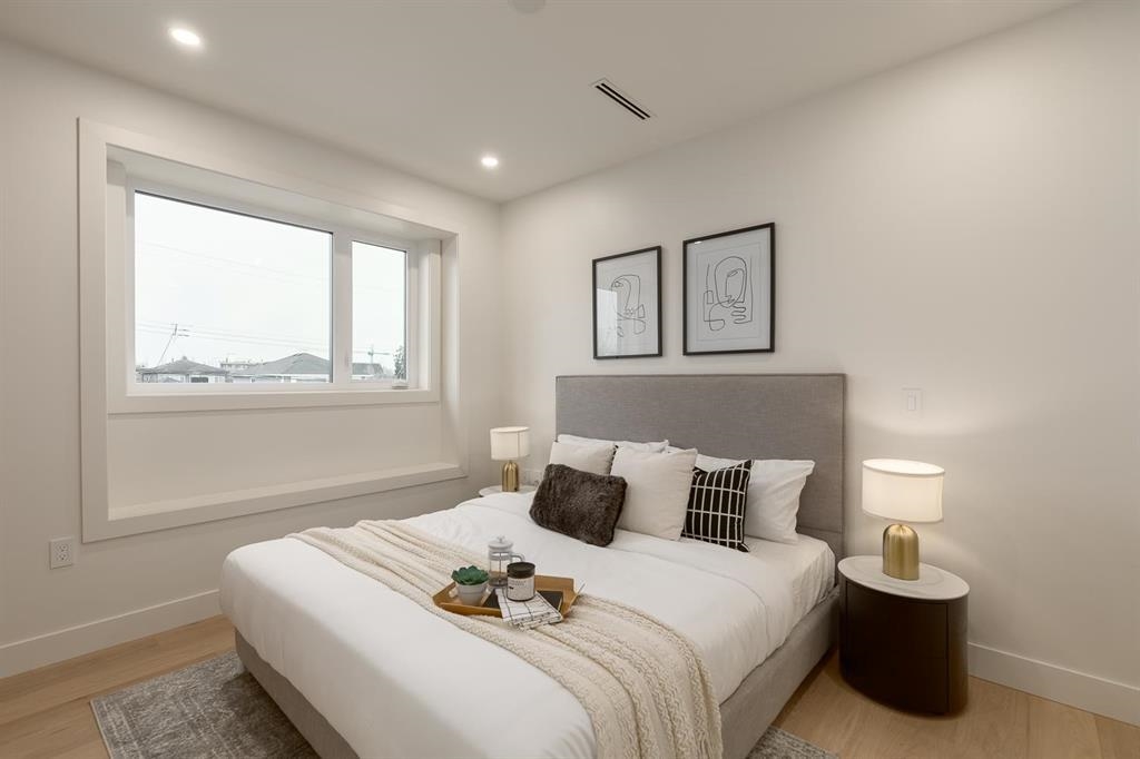 2 2658 DUNDAS STREET Unit: 2