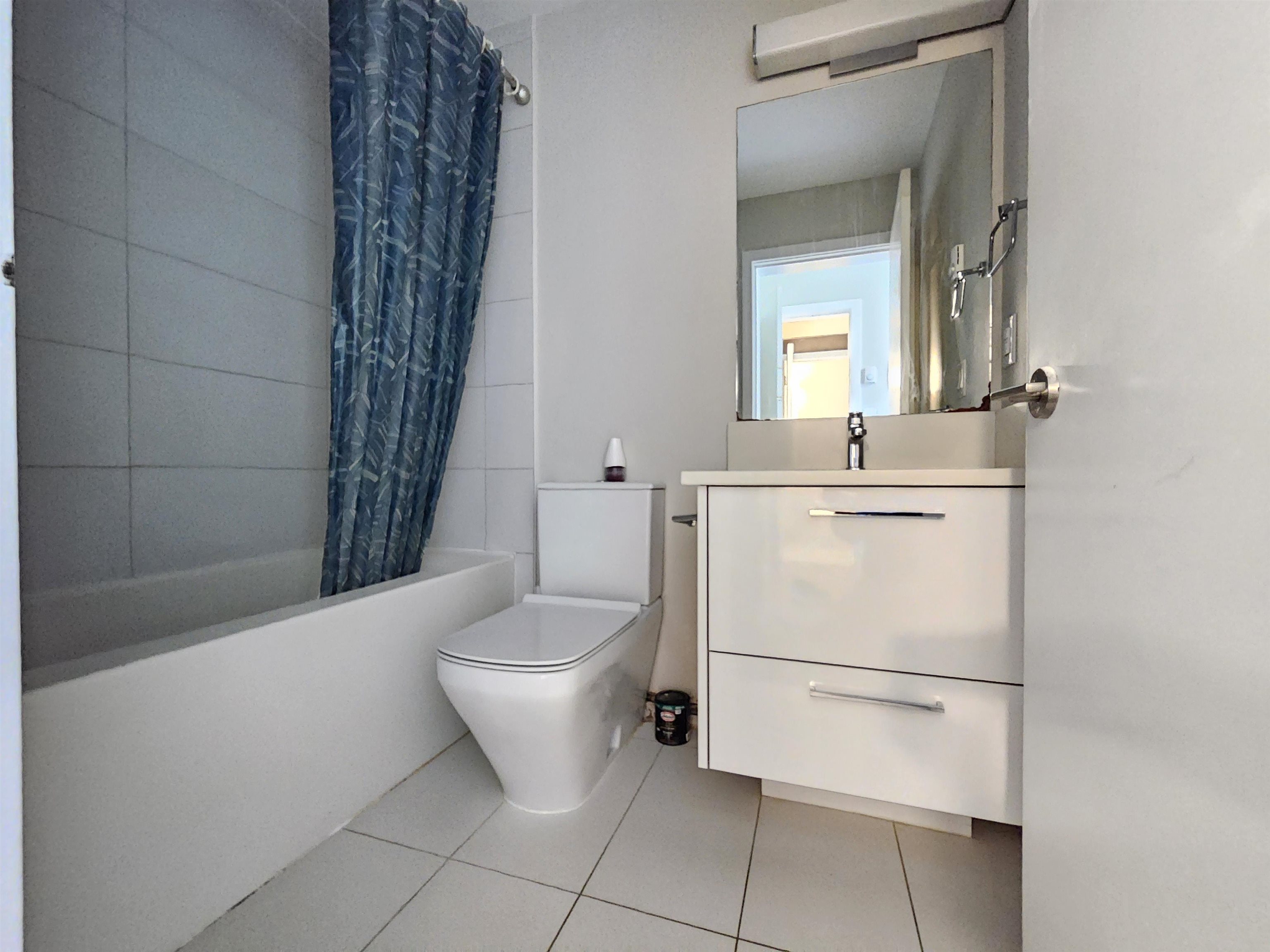 232 13768 108 AVENUE Unit: 232