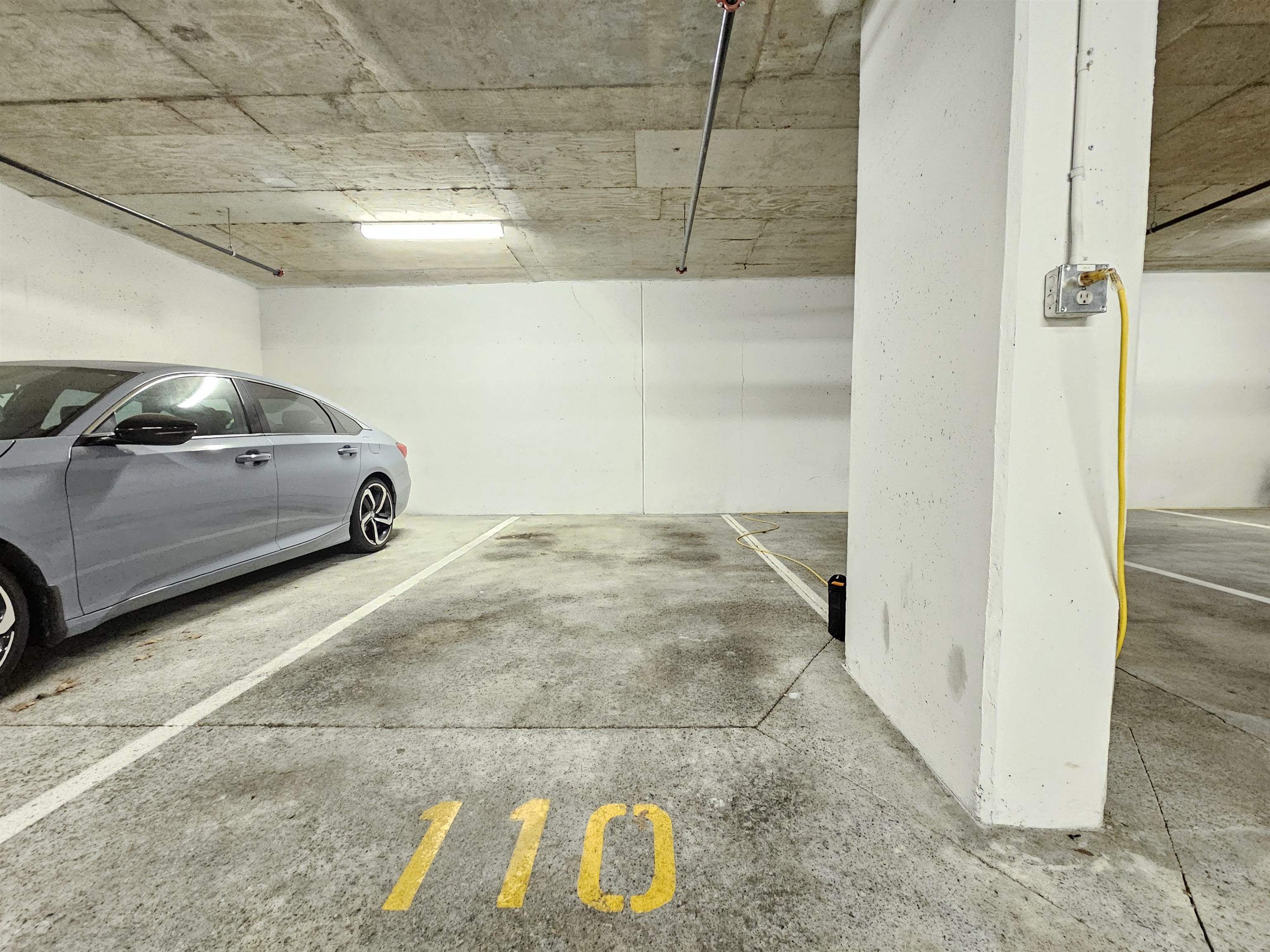 232 13768 108 AVENUE Unit: 232