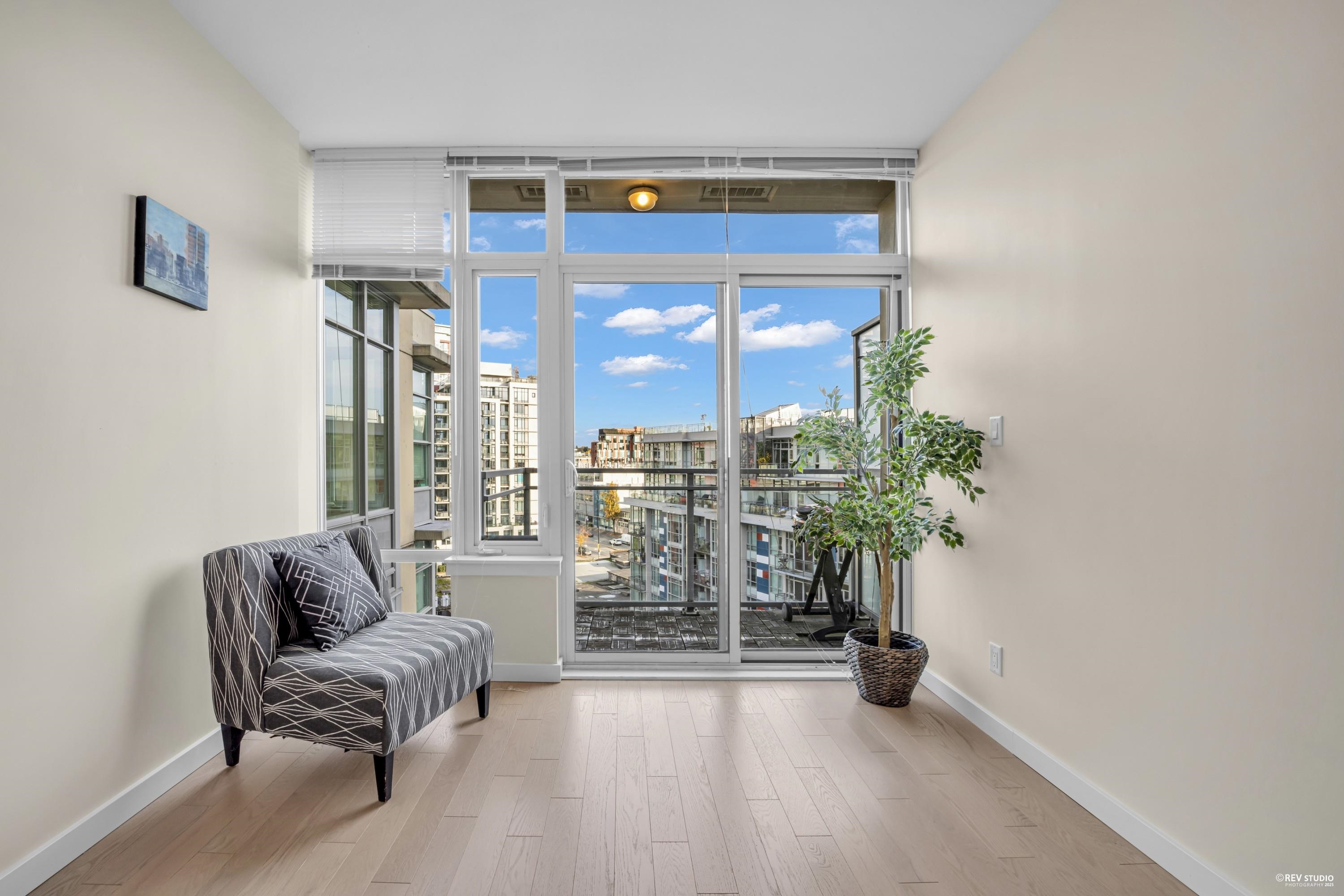 1002 88 W 1ST AVENUE Unit: 1002