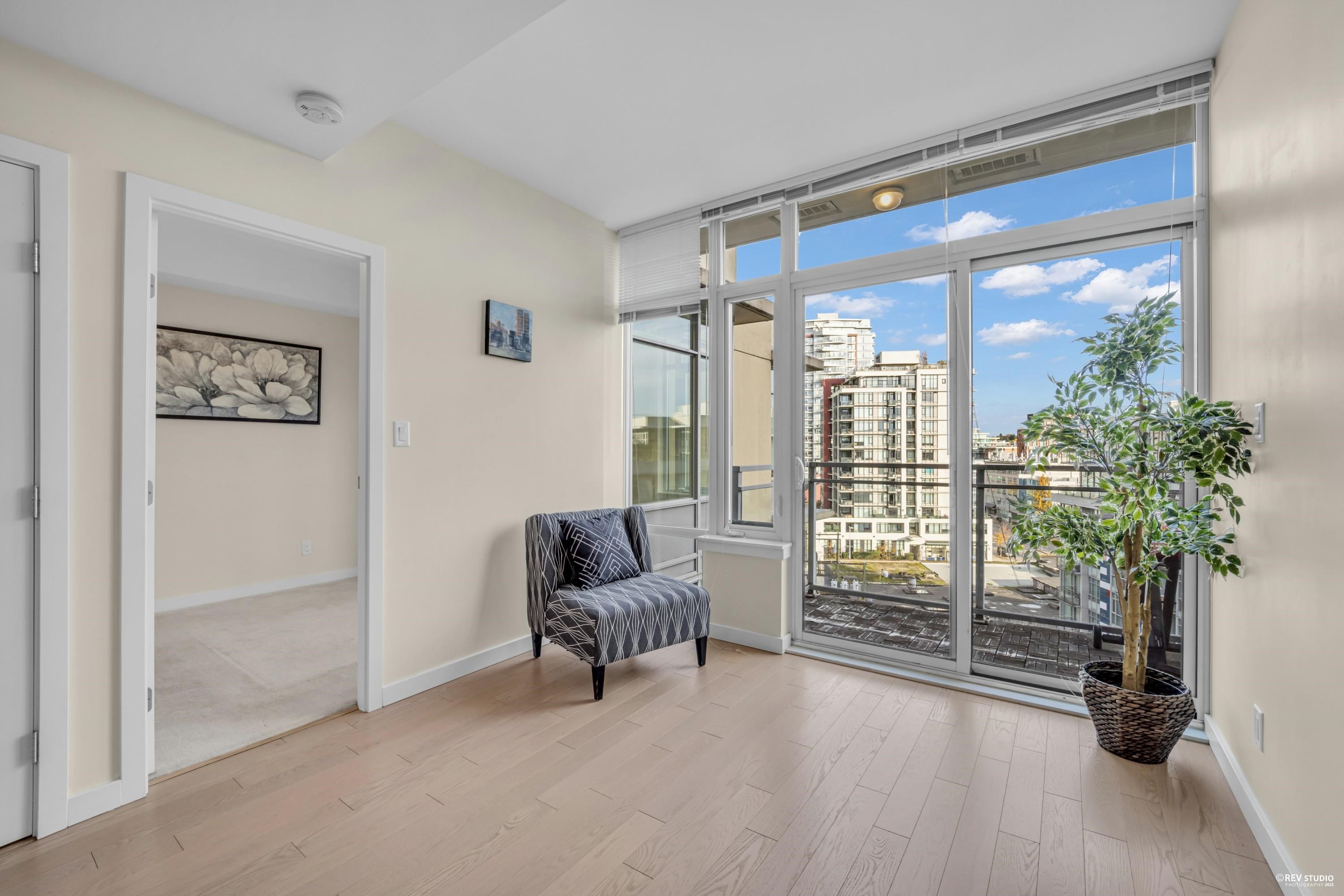 1002 88 W 1ST AVENUE Unit: 1002