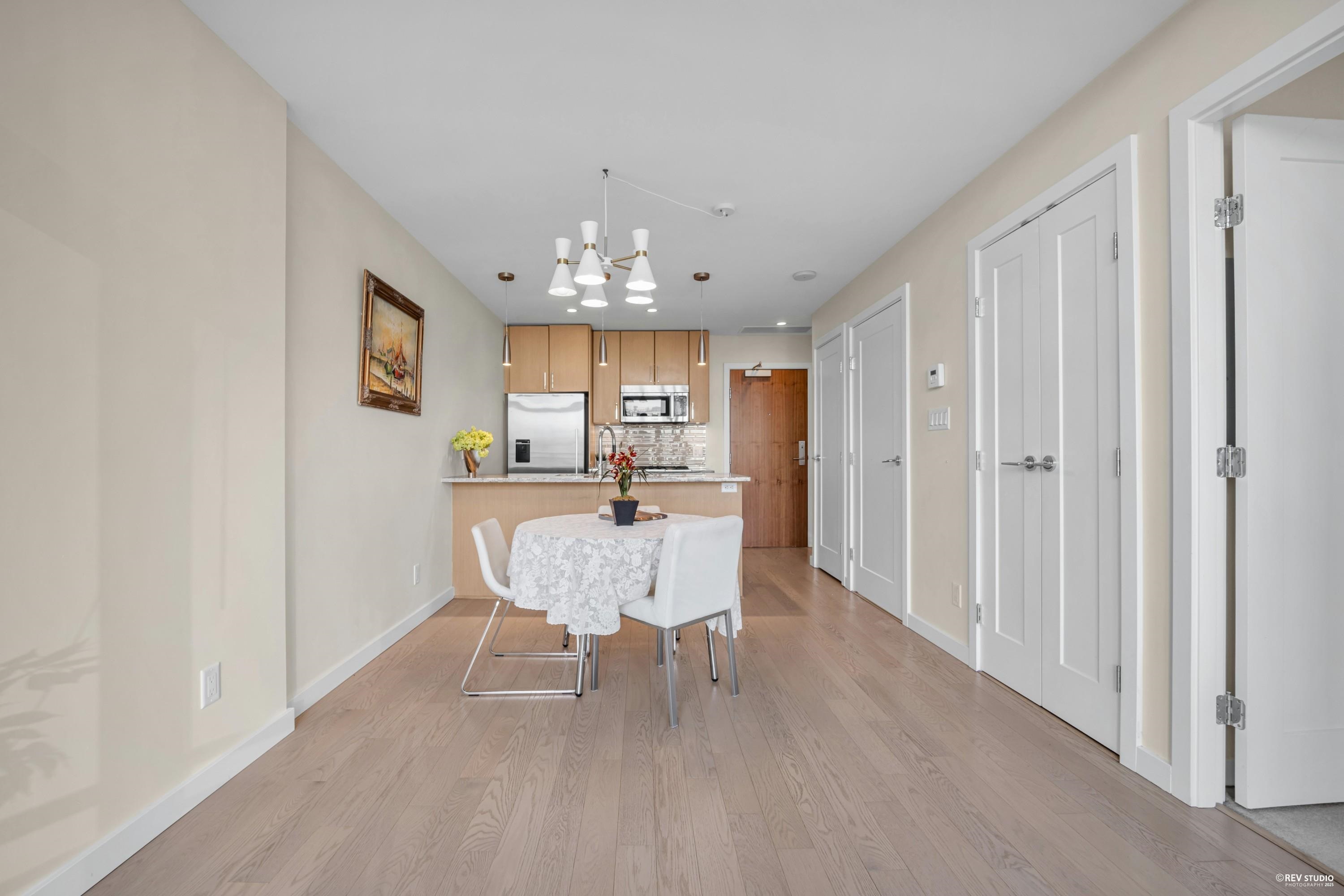 1002 88 W 1ST AVENUE Unit: 1002