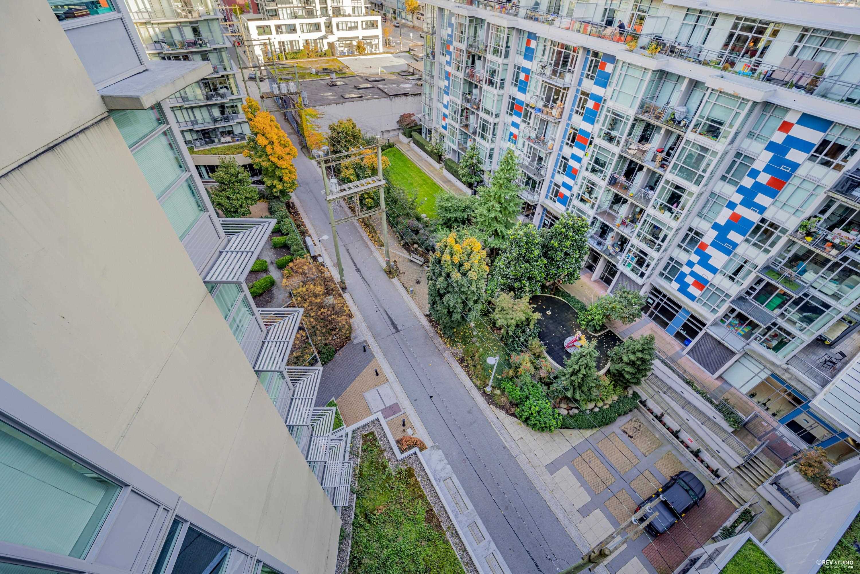 1002 88 W 1ST AVENUE Unit: 1002