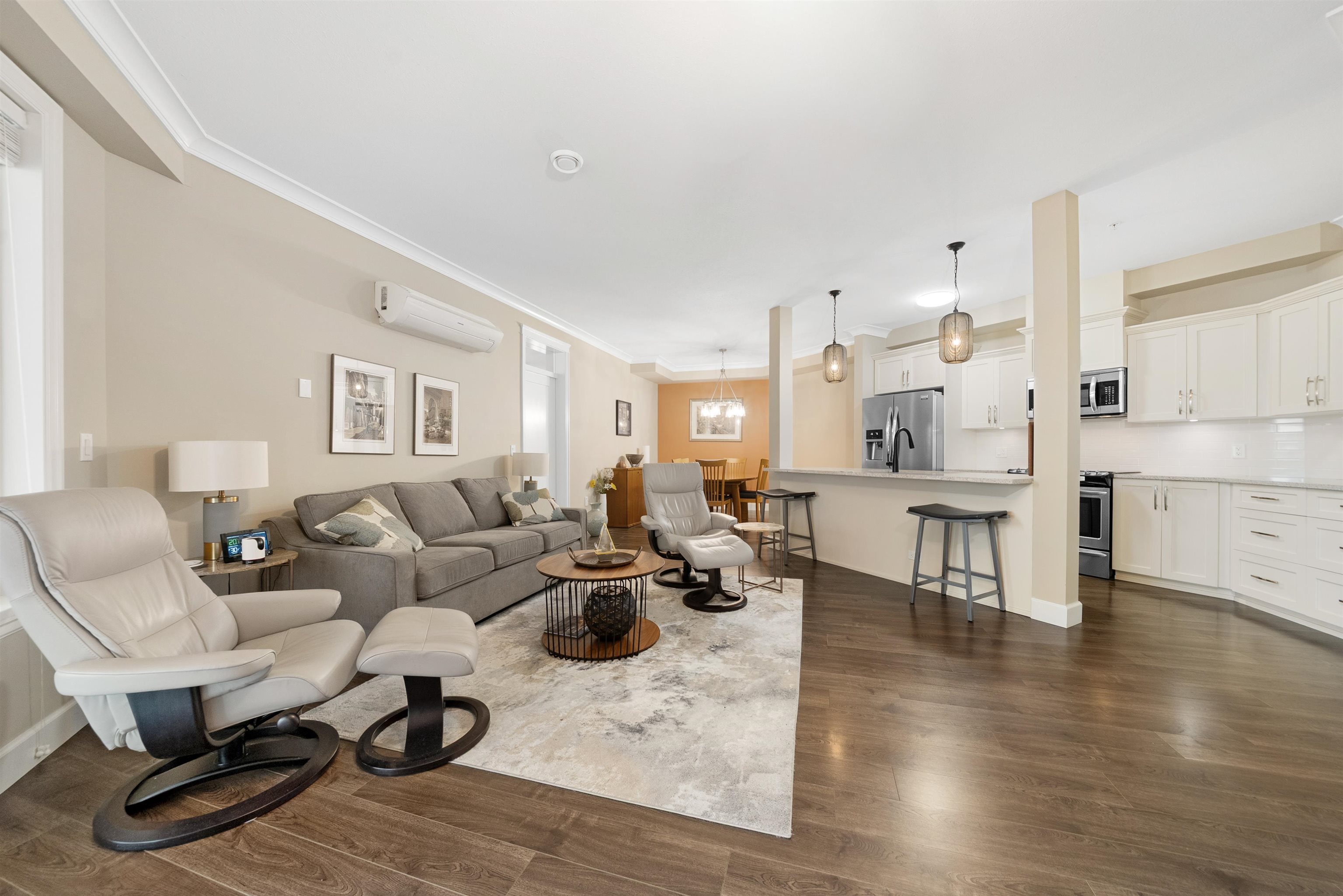 301 45746 KEITH WILSON ROAD Unit: 301