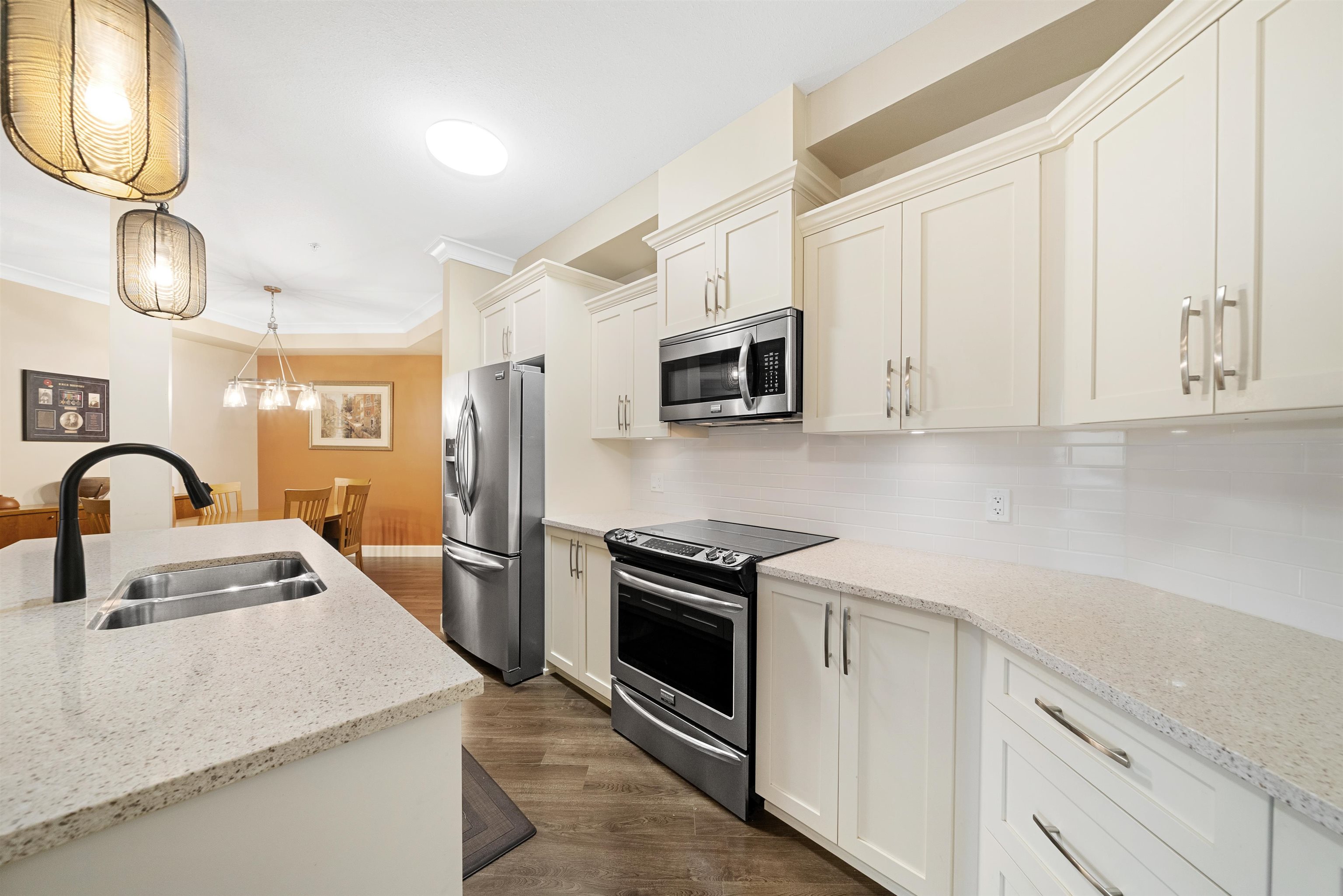 301 45746 KEITH WILSON ROAD Unit: 301