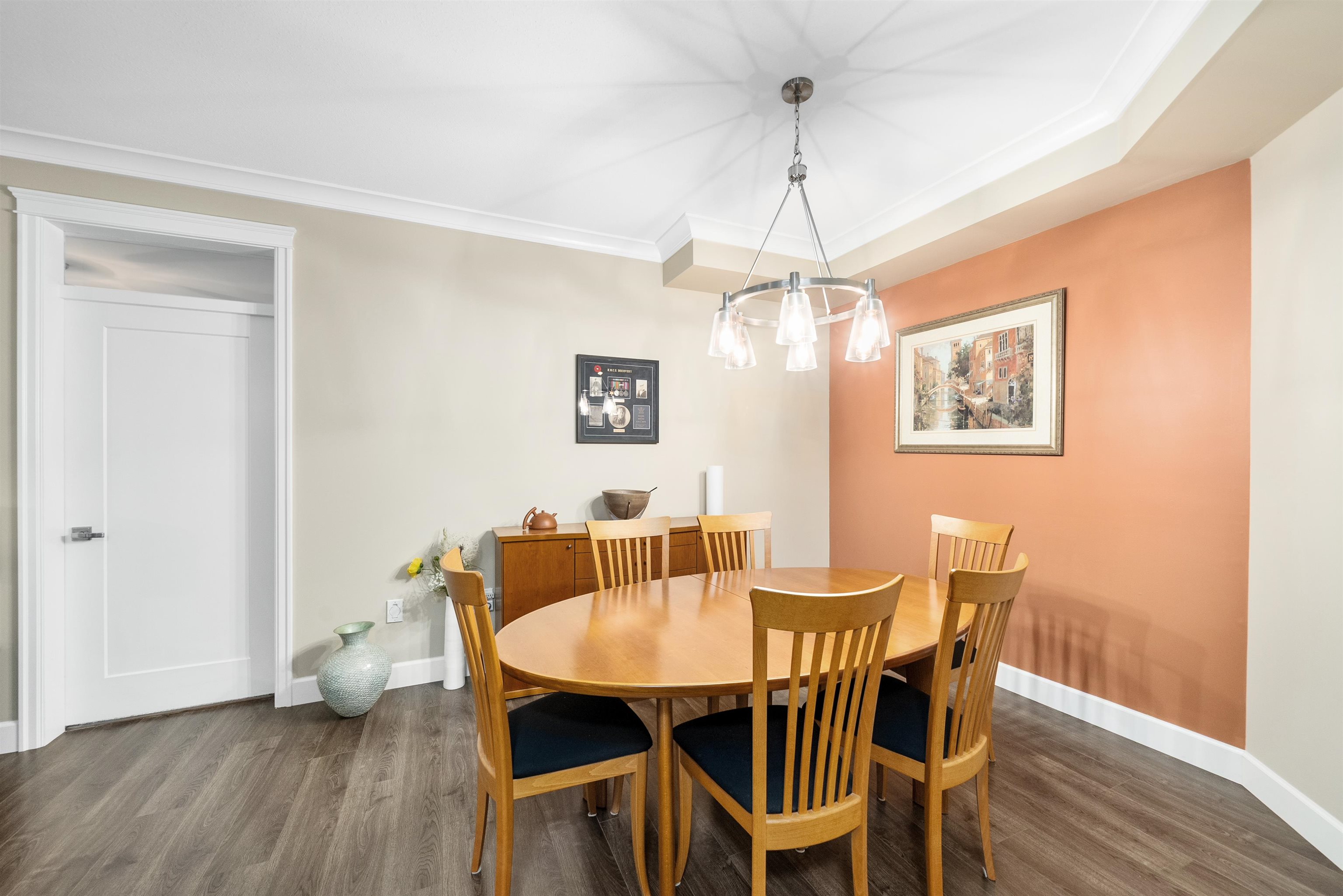 301 45746 KEITH WILSON ROAD Unit: 301