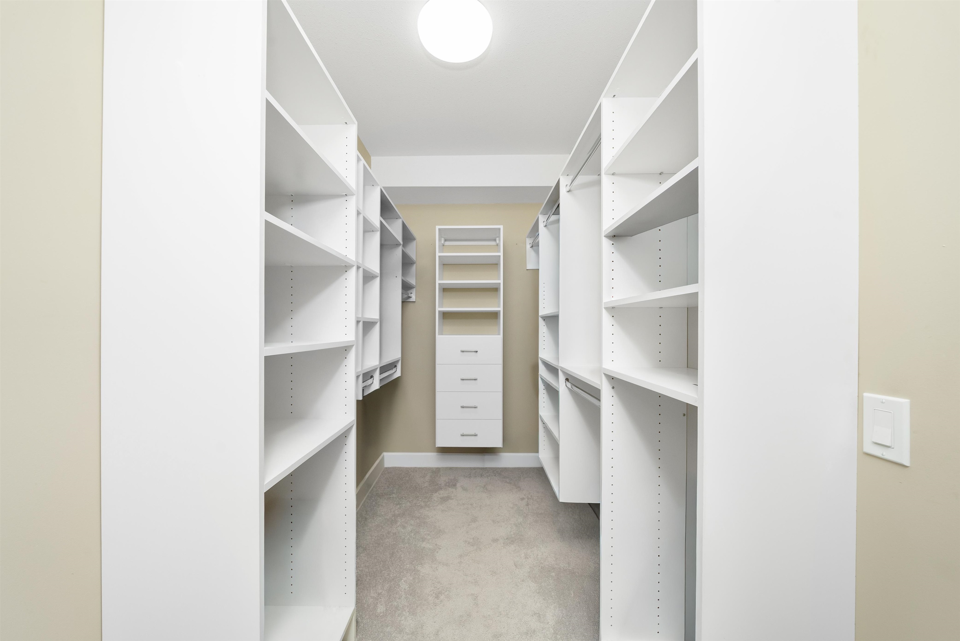 301 45746 KEITH WILSON ROAD Unit: 301