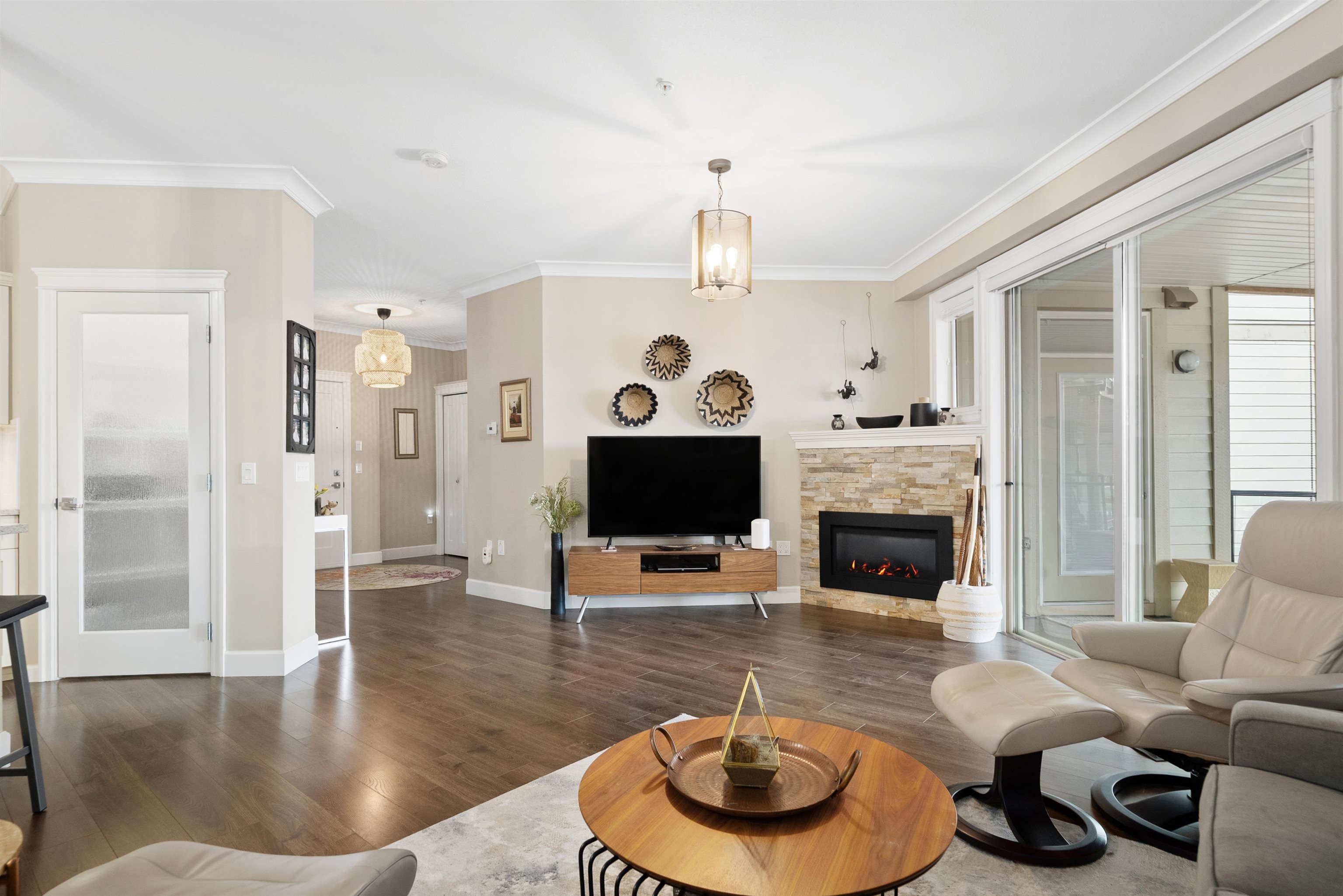 301 45746 KEITH WILSON ROAD Unit: 301