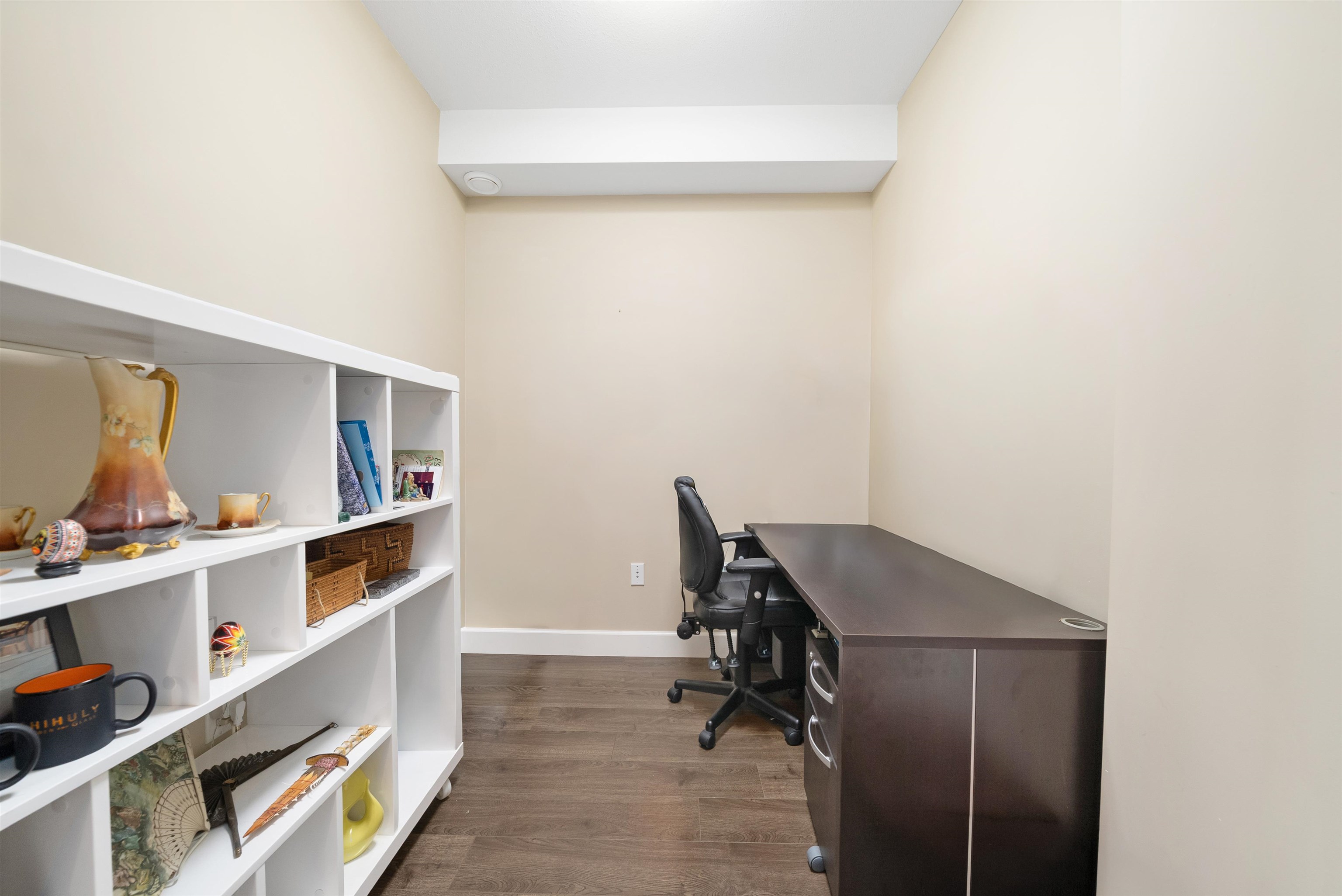 301 45746 KEITH WILSON ROAD Unit: 301