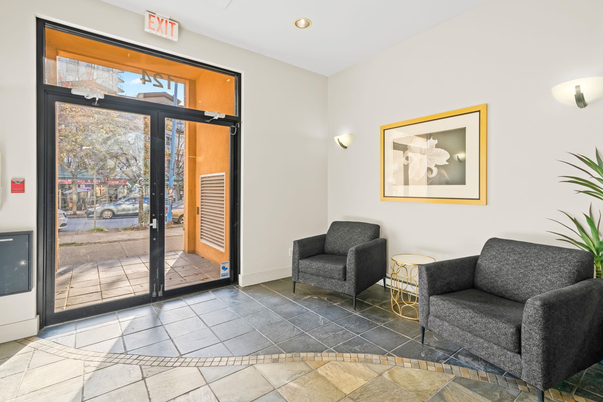 410 124 W 3RD STREET Unit: 410